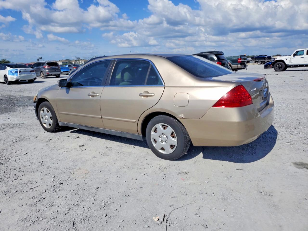 2007 Honda Accord Lx Желто-коричневый vin: 1HGCM56437A081039