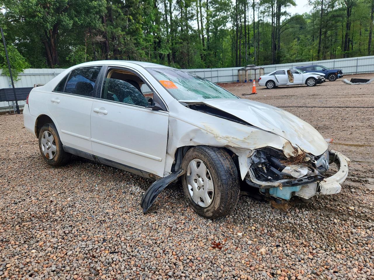 2007 Honda Accord Lx White vin: 1HGCM56437A195042