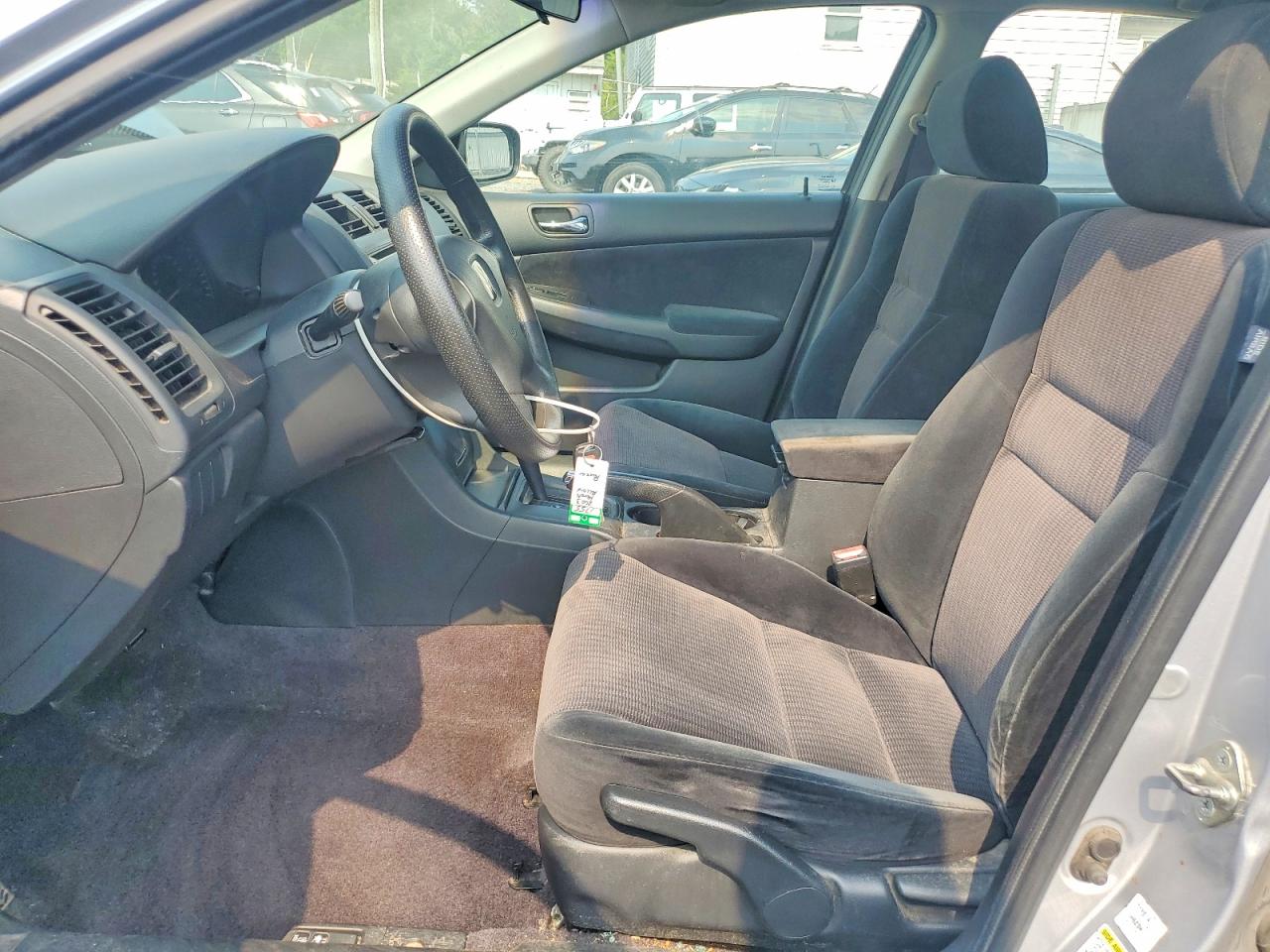 2003 Honda Accord Lx Silver vin: 1HGCM56443A017067