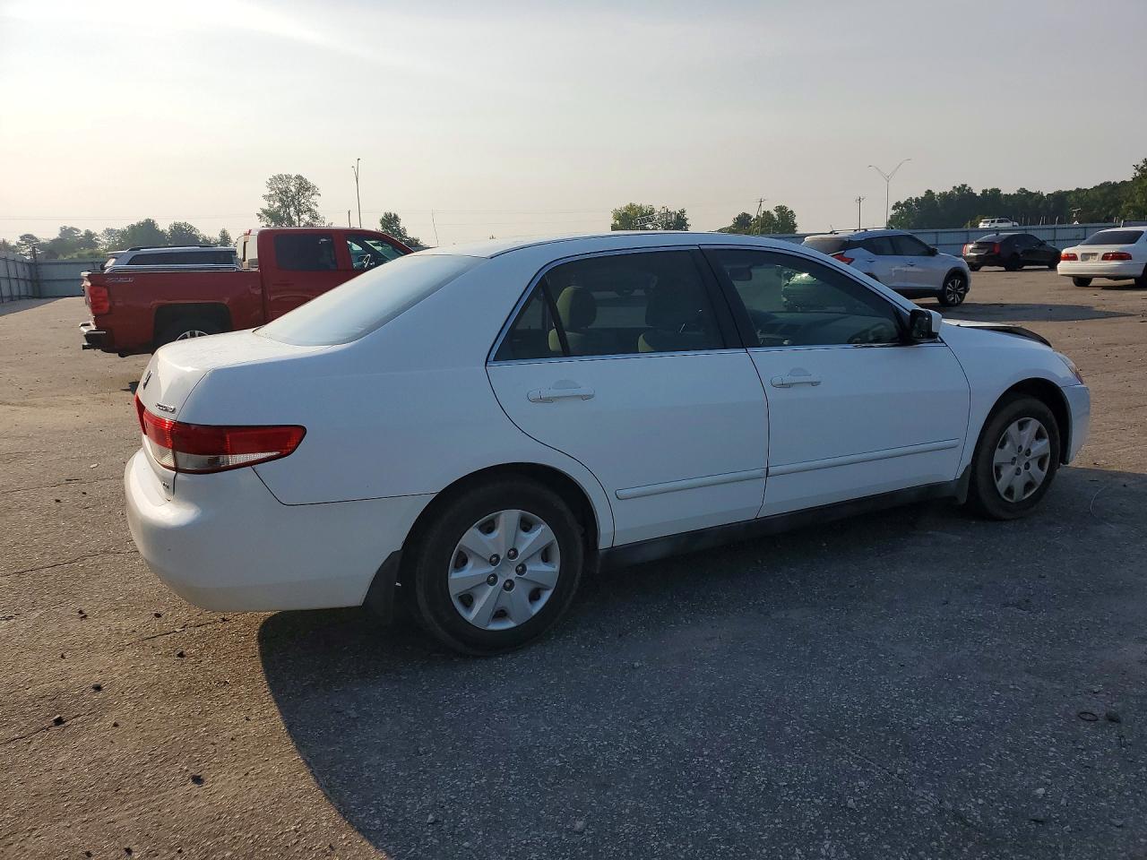 2003 Honda Accord Lx Белый vin: 1HGCM56443A122322