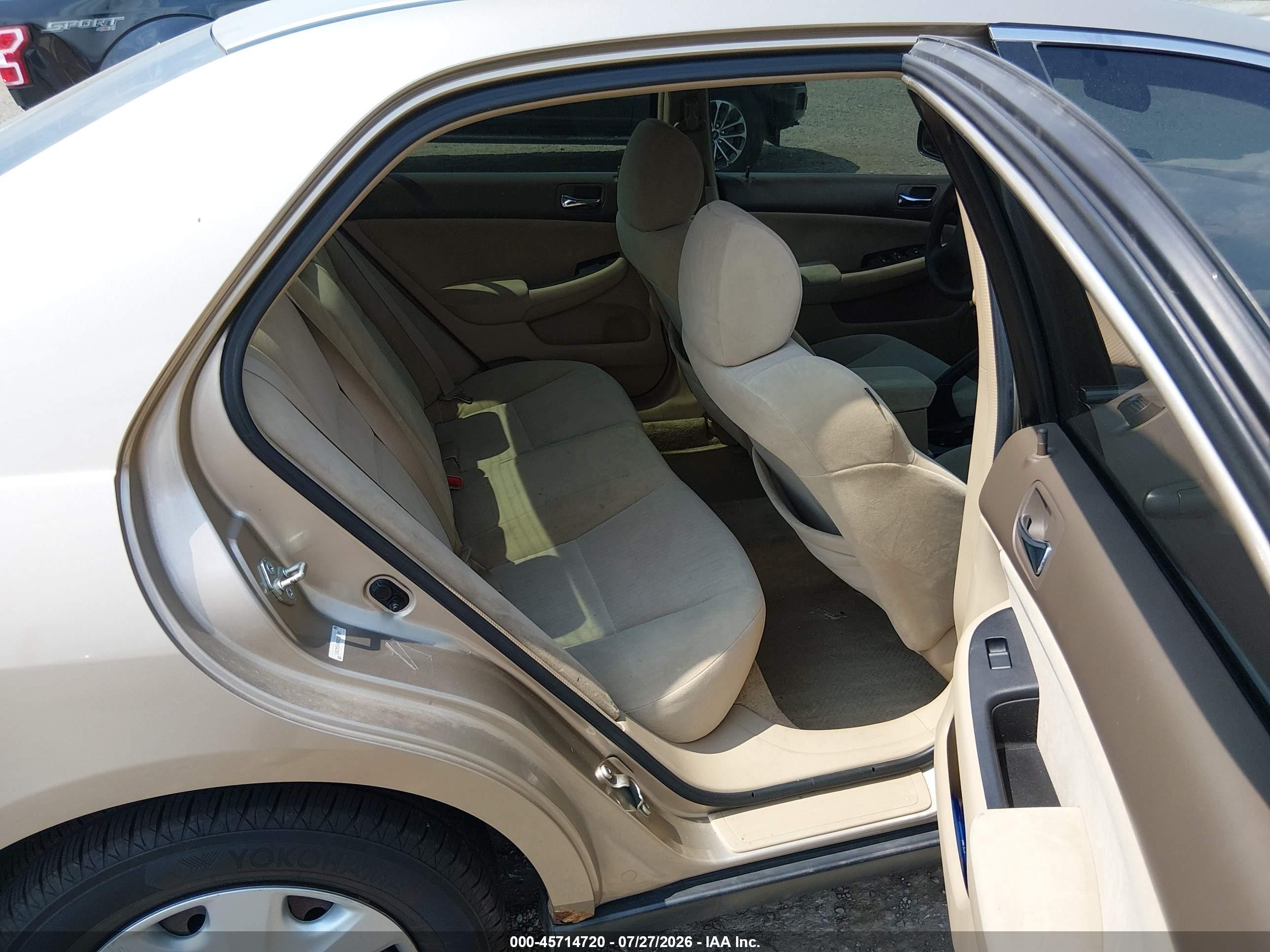 2004 Honda Accord 2.4 Lx Желто-коричневый vin: 1HGCM56444A141809