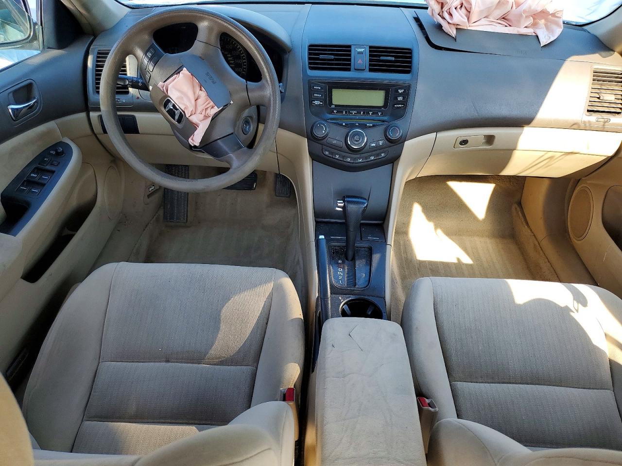 2005 Honda Accord Lx White vin: 1HGCM56445A032901