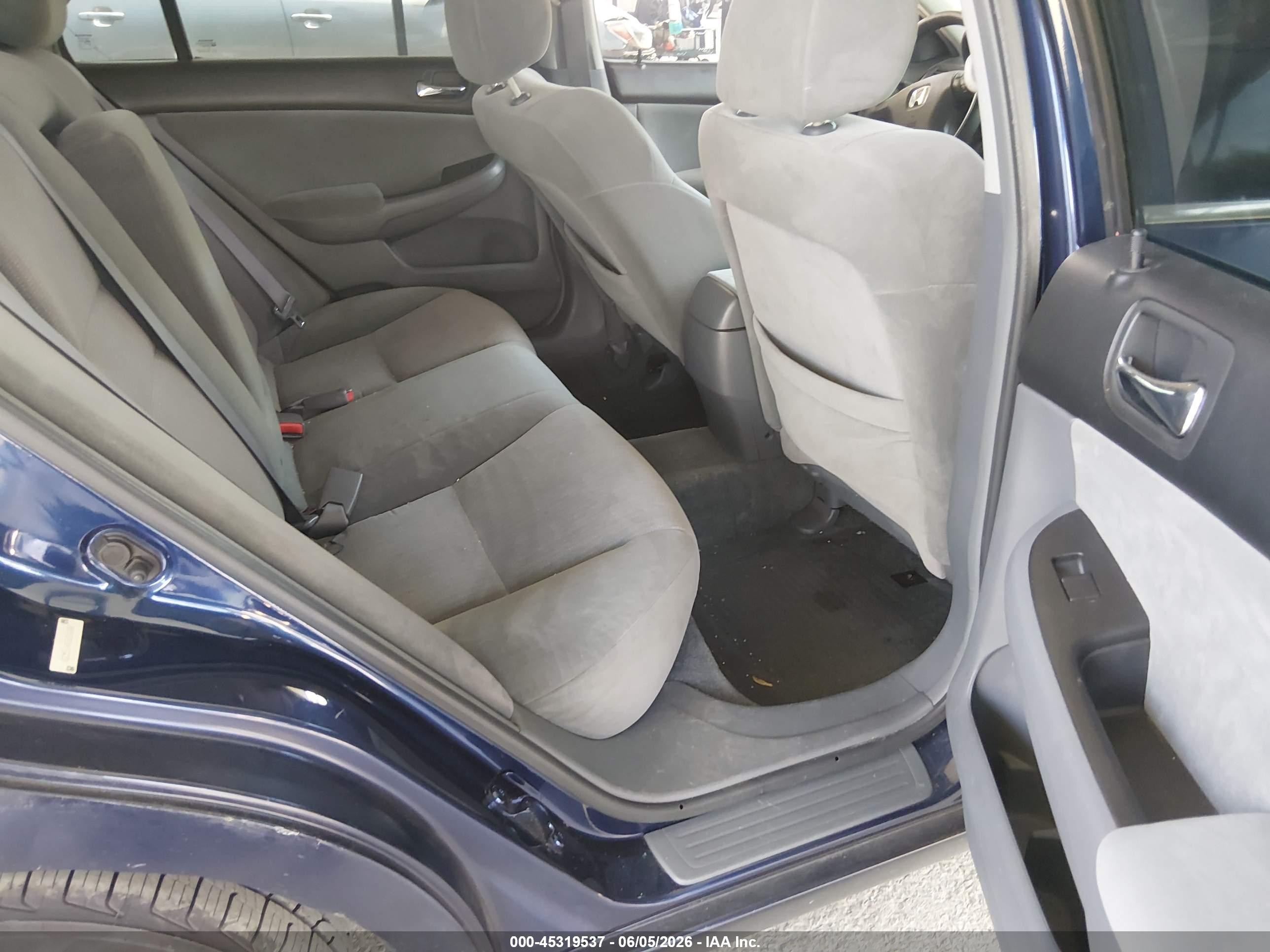 2005 Honda Accord 2.4 Lx Синий vin: 1HGCM56445A054400
