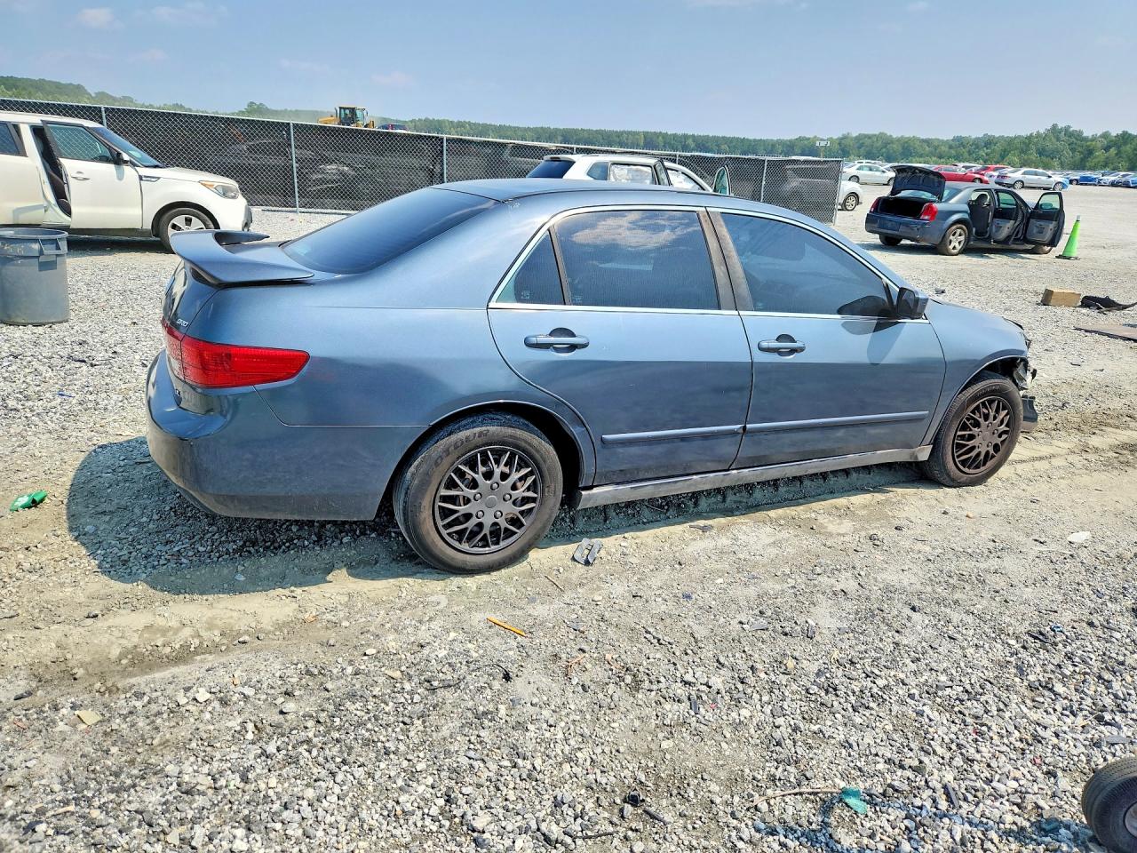 2005 Honda Accord Lx Blue vin: 1HGCM56445A080995