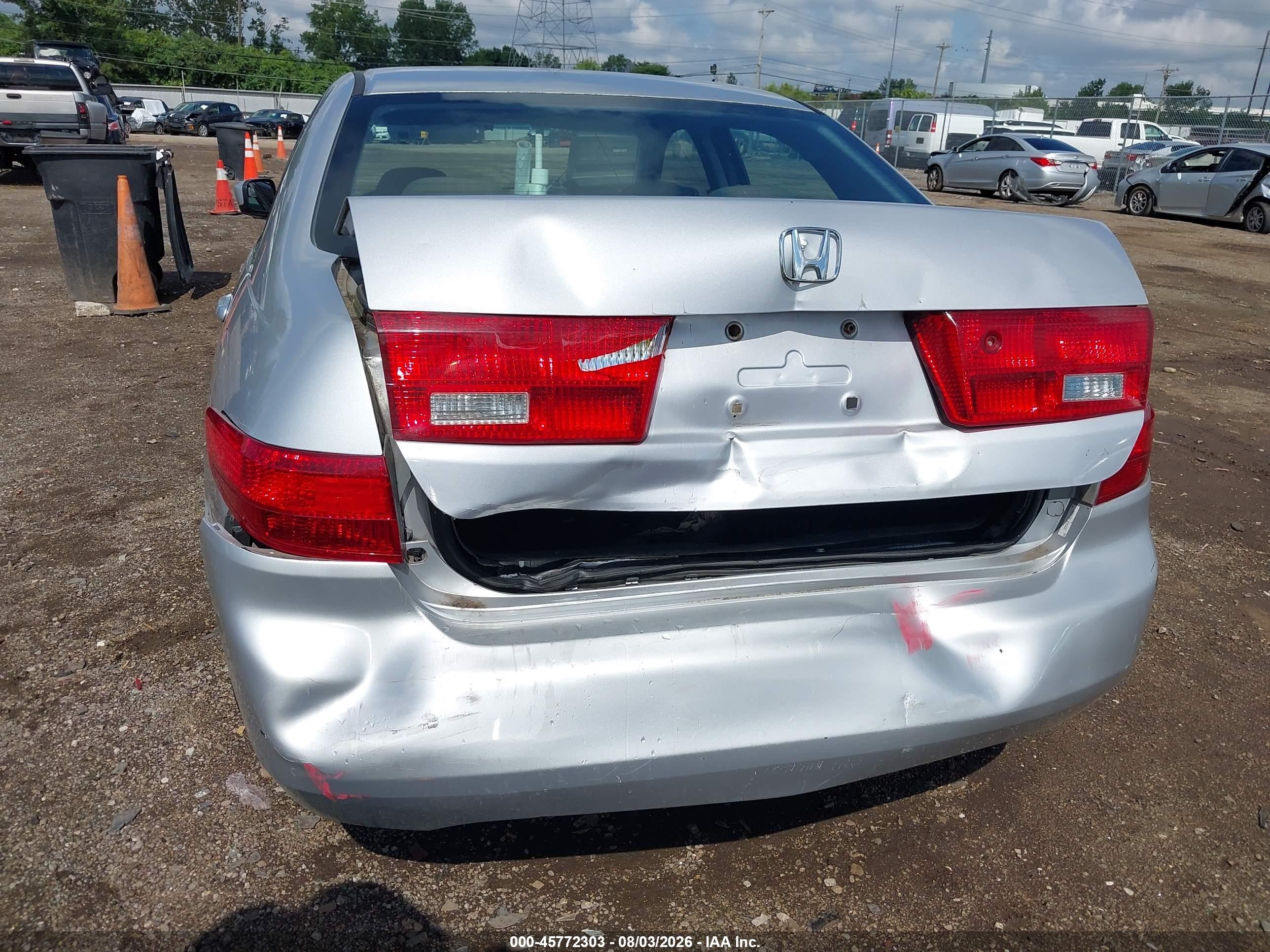 2005 Honda Accord 2.4 Lx Silver vin: 1HGCM56445A163990