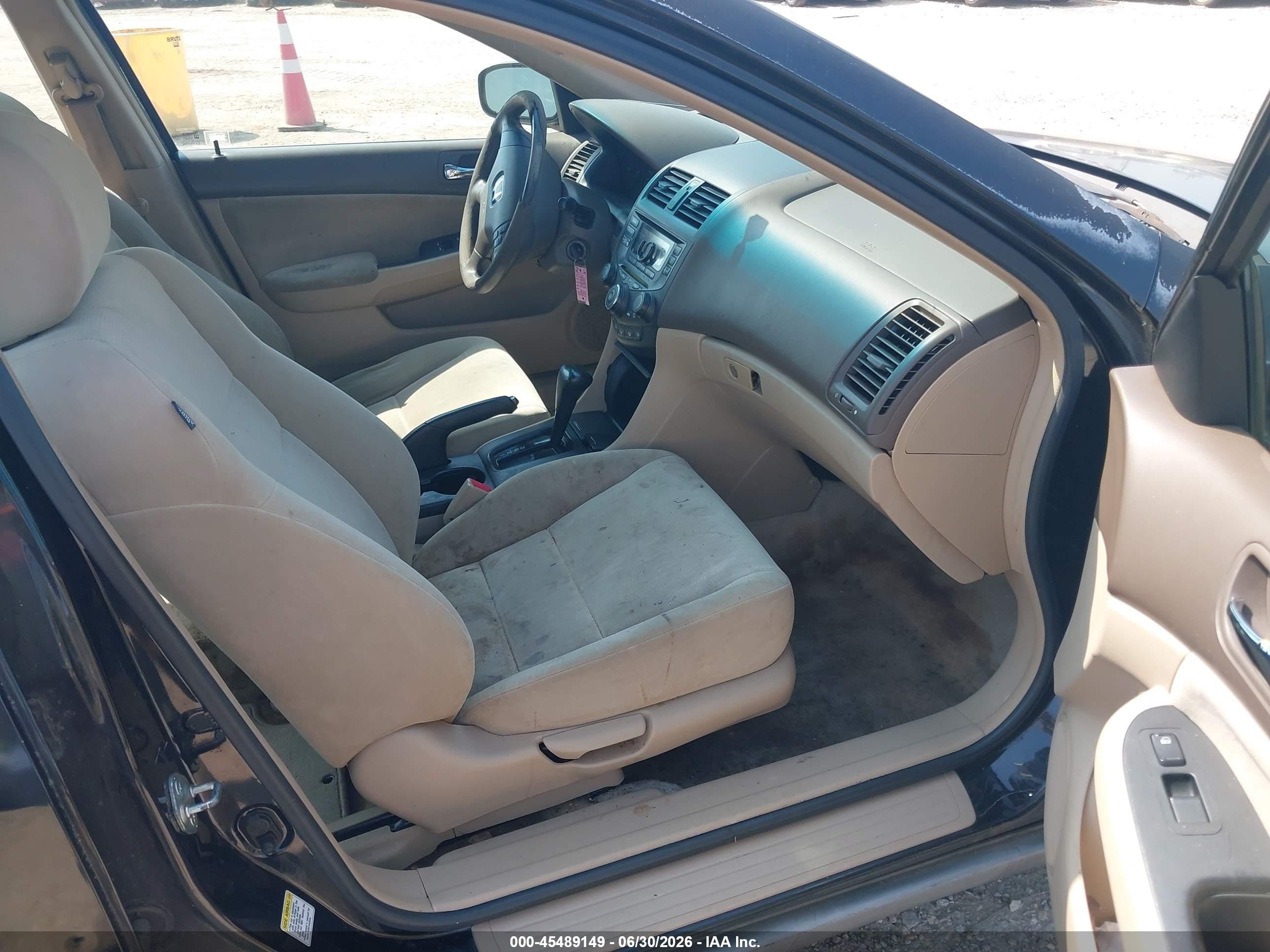 2005 Honda Accord 2.4 Lx Black vin: 1HGCM56445A182071