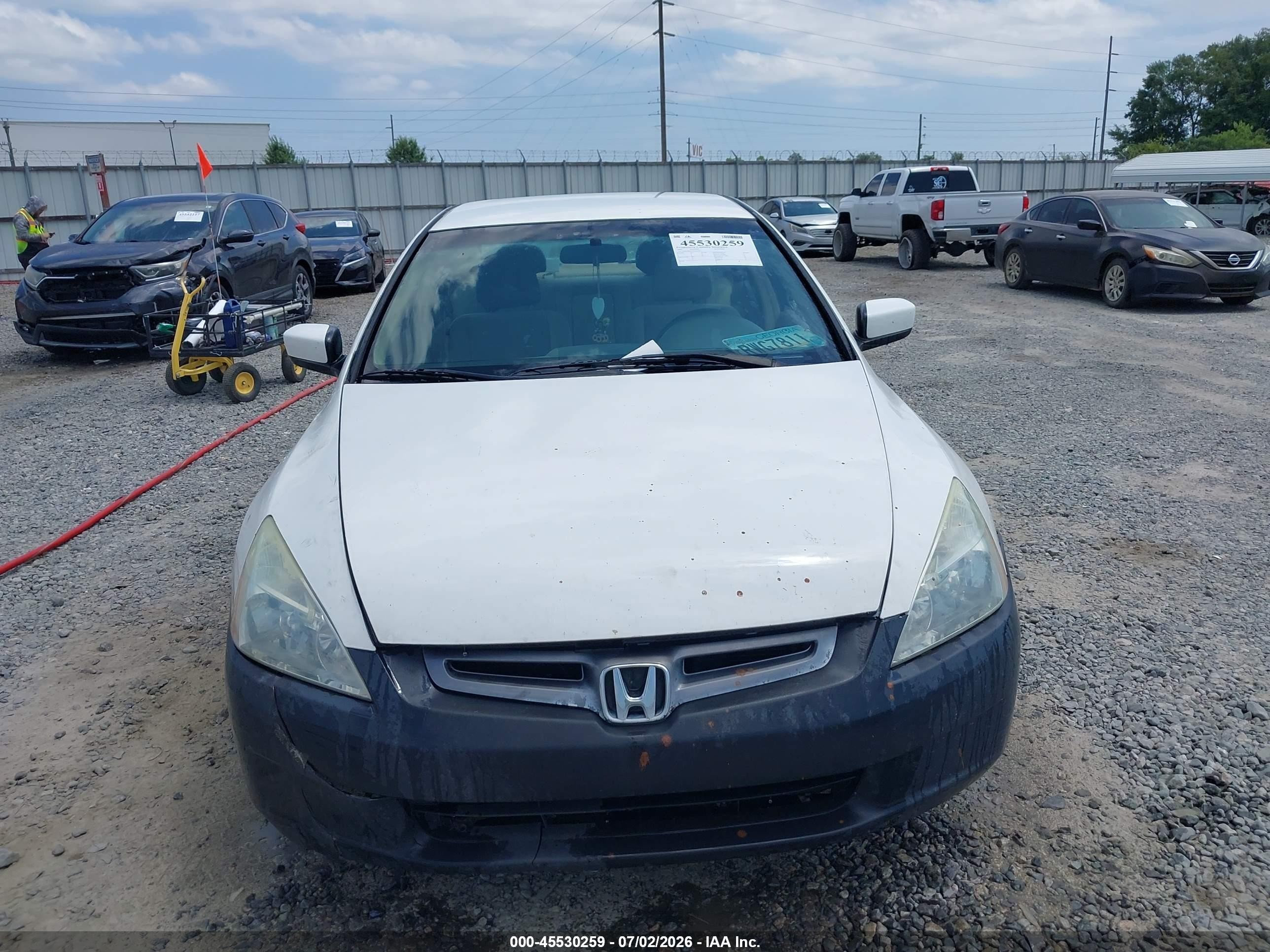 2005 Honda Accord 2.4 Lx White vin: 1HGCM56445L002642