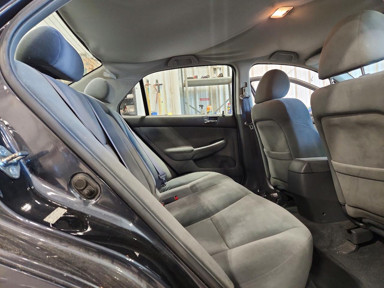 2006 Honda Accord Lx Gray vin: 1HGCM56446A077466