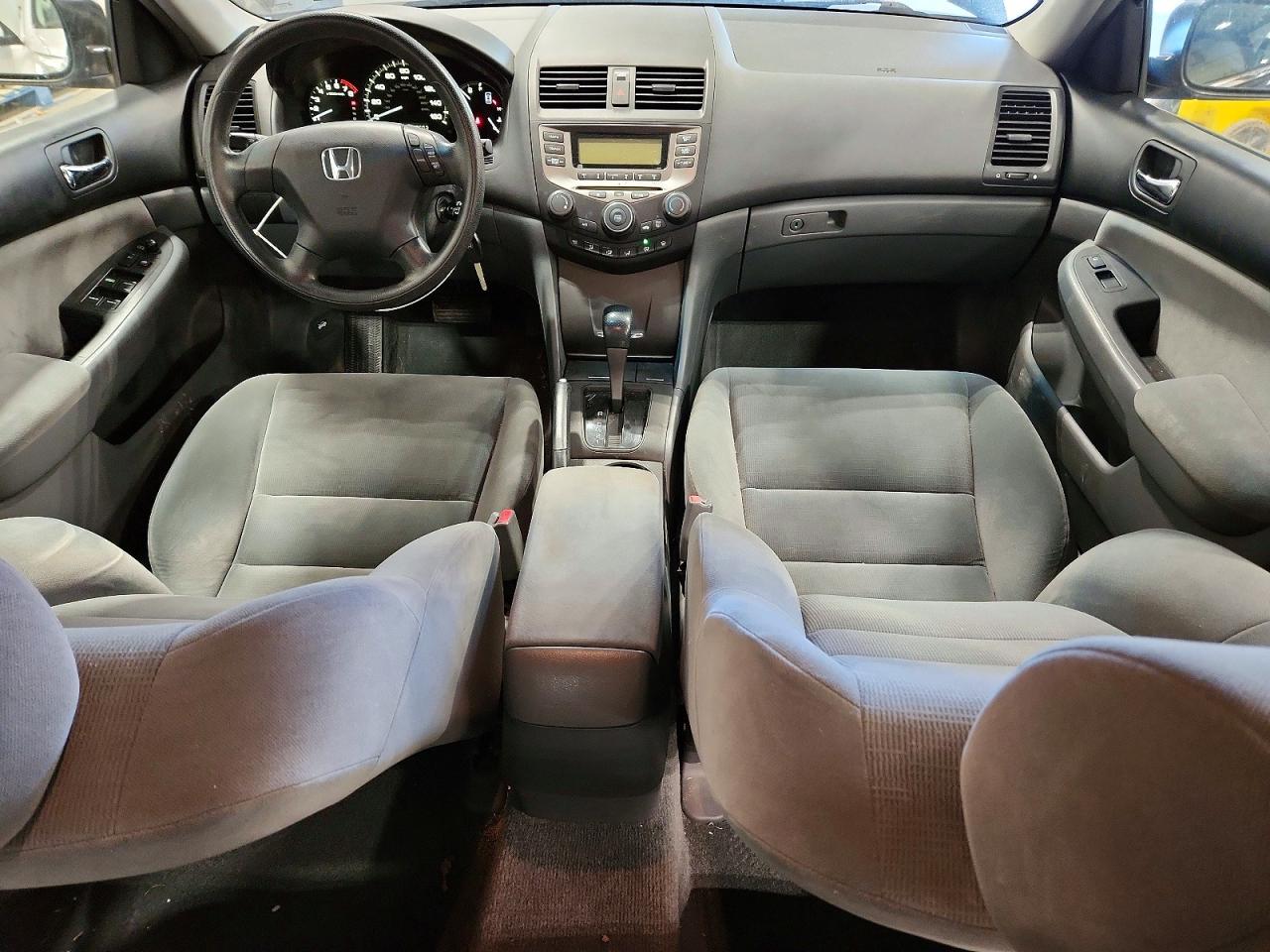 2006 Honda Accord Lx Gray vin: 1HGCM56446A077466