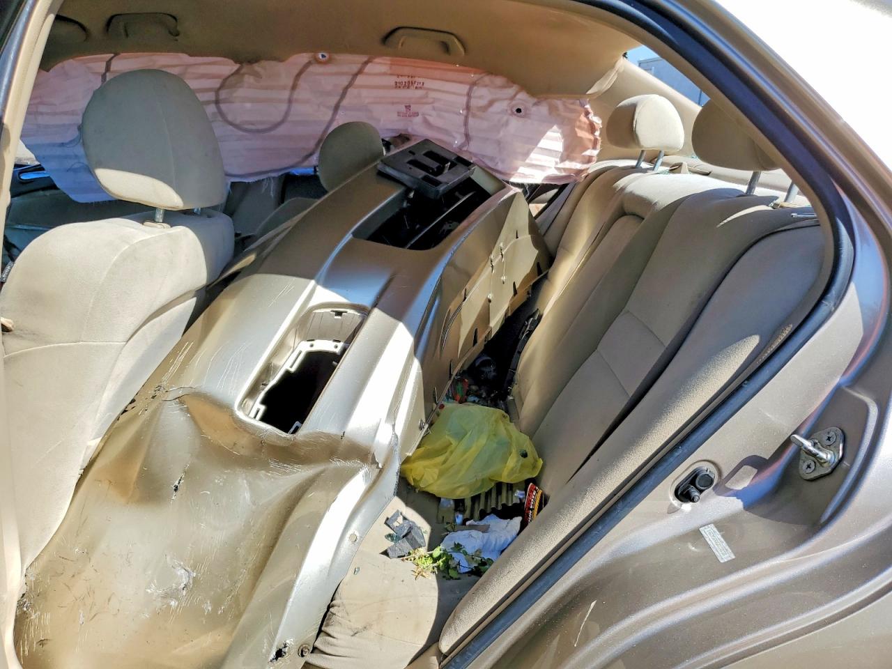 2006 Honda Accord Lx Gold vin: 1HGCM56446A110188