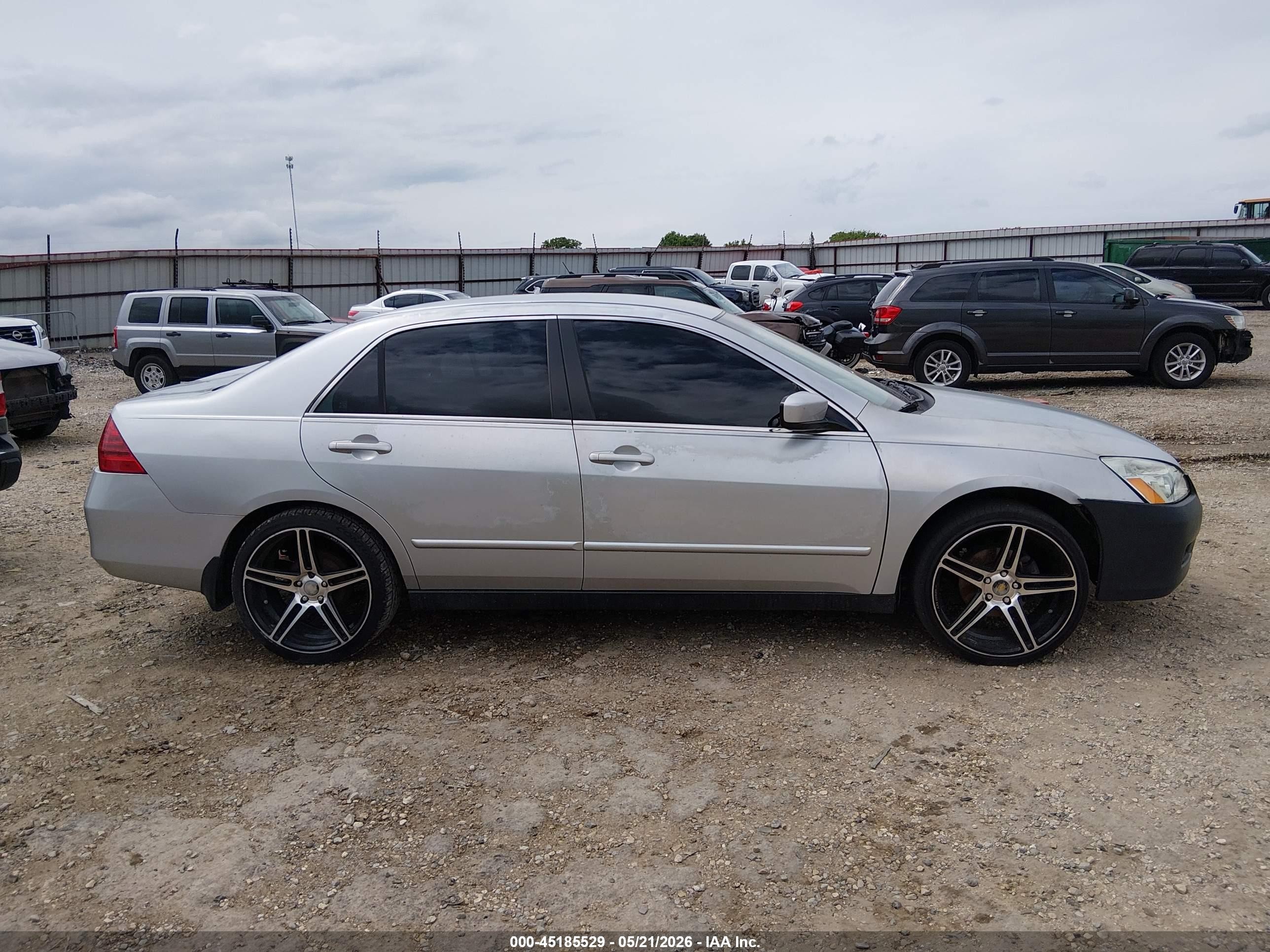 2007 Honda Accord 2.4 Lx Серебряный vin: 1HGCM56447A159974