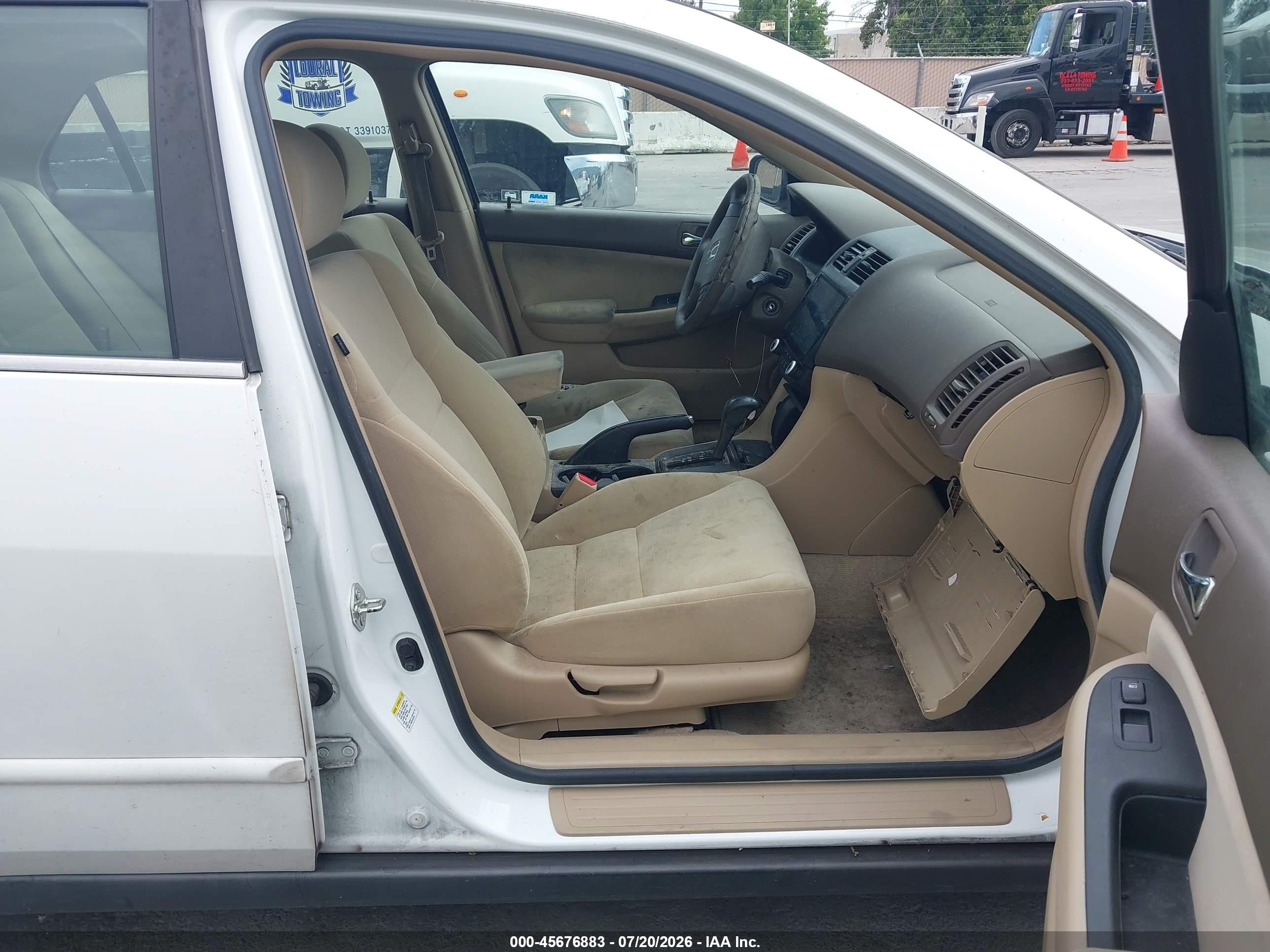 2007 Honda Accord 2.4 Lx White vin: 1HGCM56447A166732