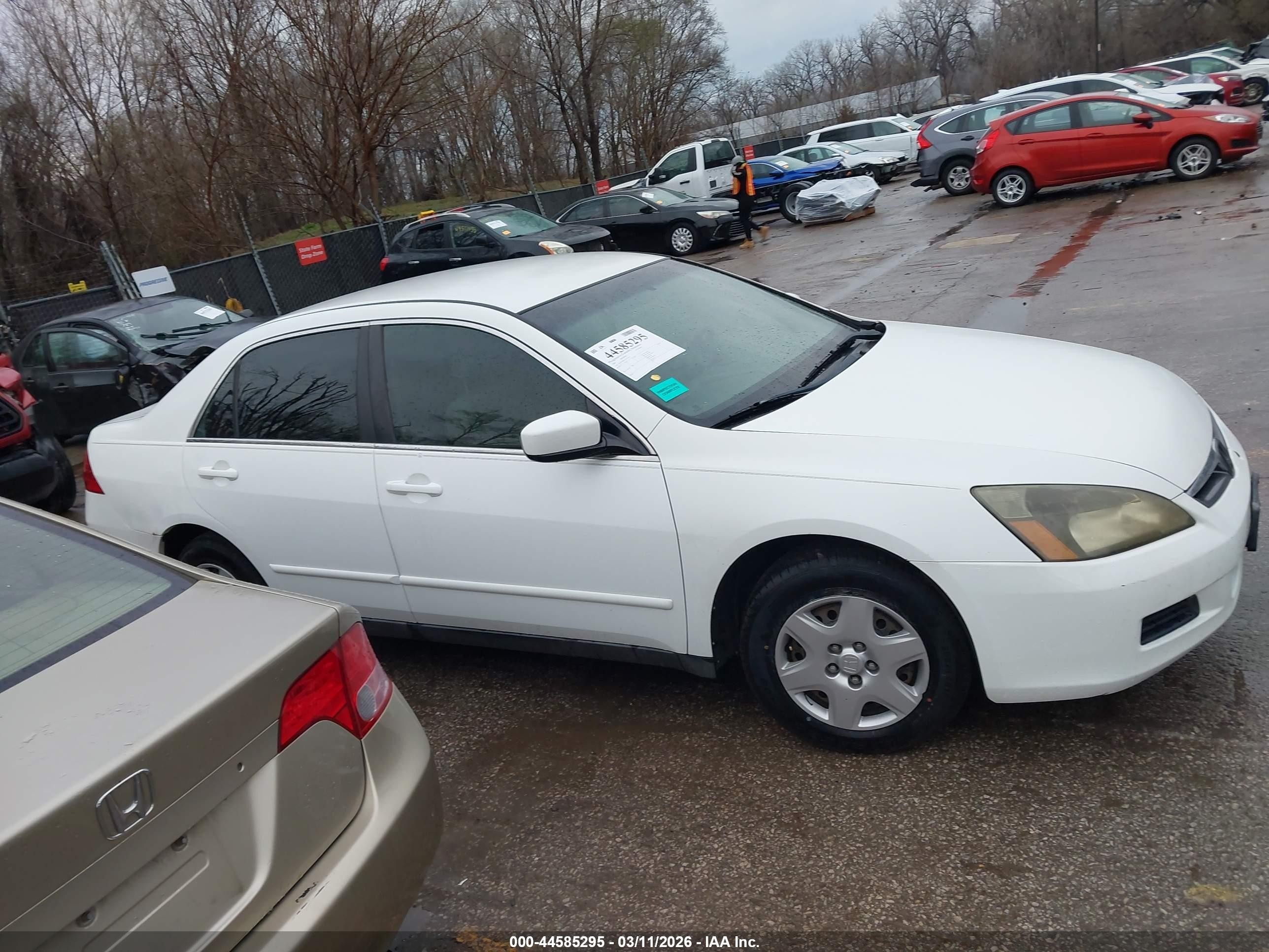 2007 Honda Accord 2.4 Lx White vin: 1HGCM56447A179142