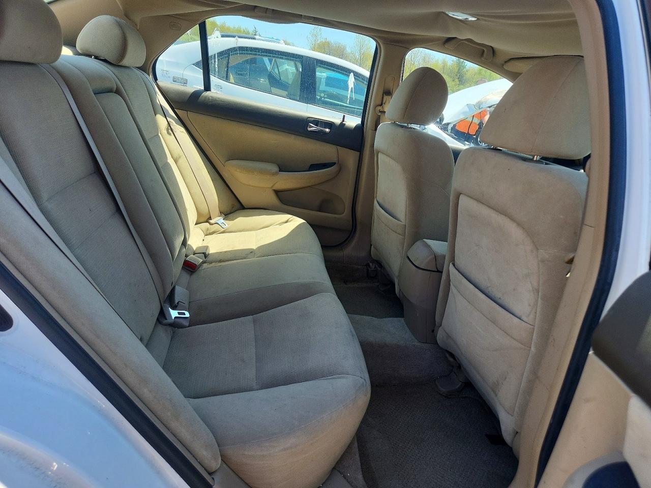 2007 Honda Accord Lx Белый vin: 1HGCM56447A229621