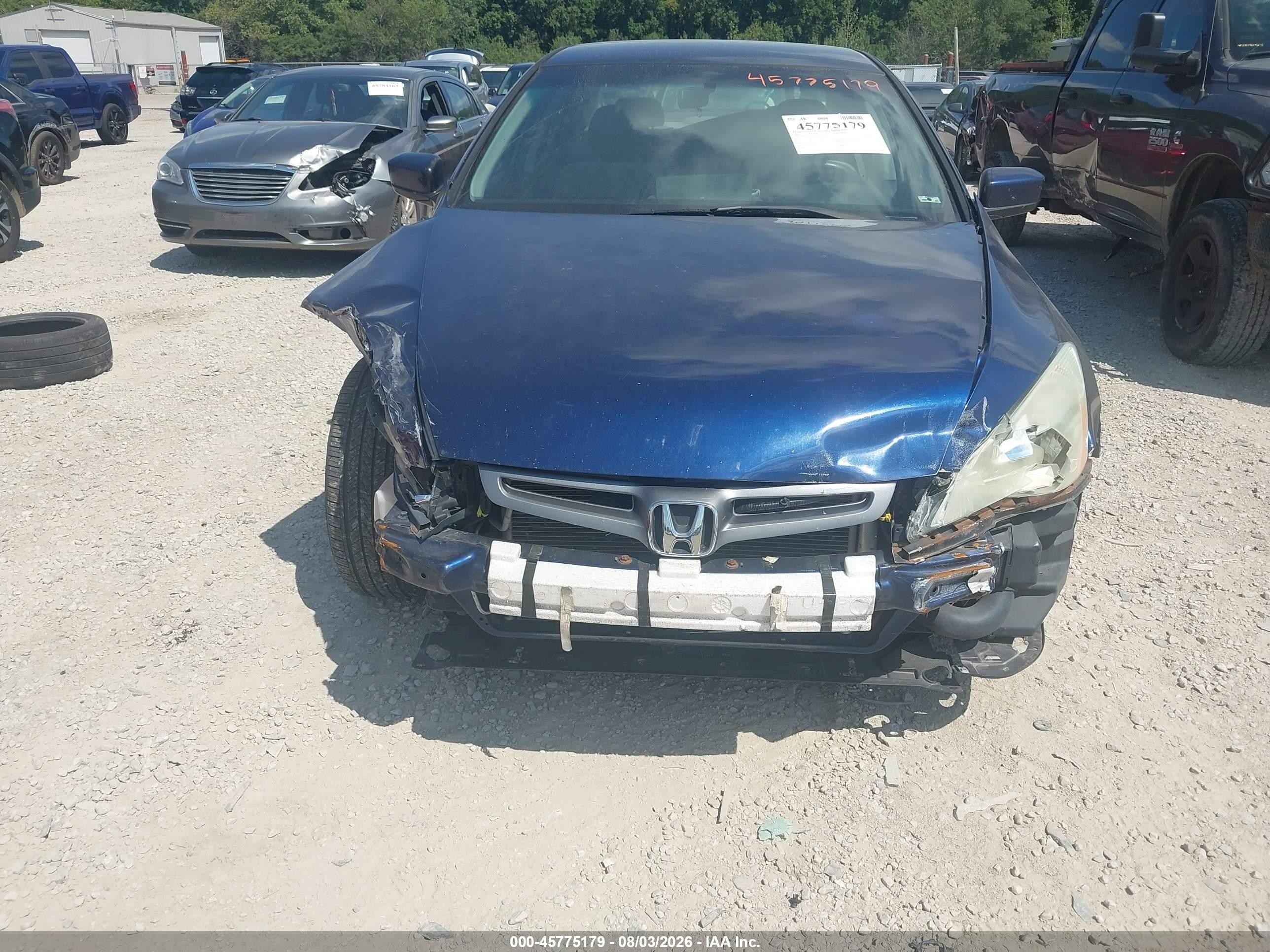 2005 Honda Accord 2.4 Lx Синий vin: 1HGCM56455A014326