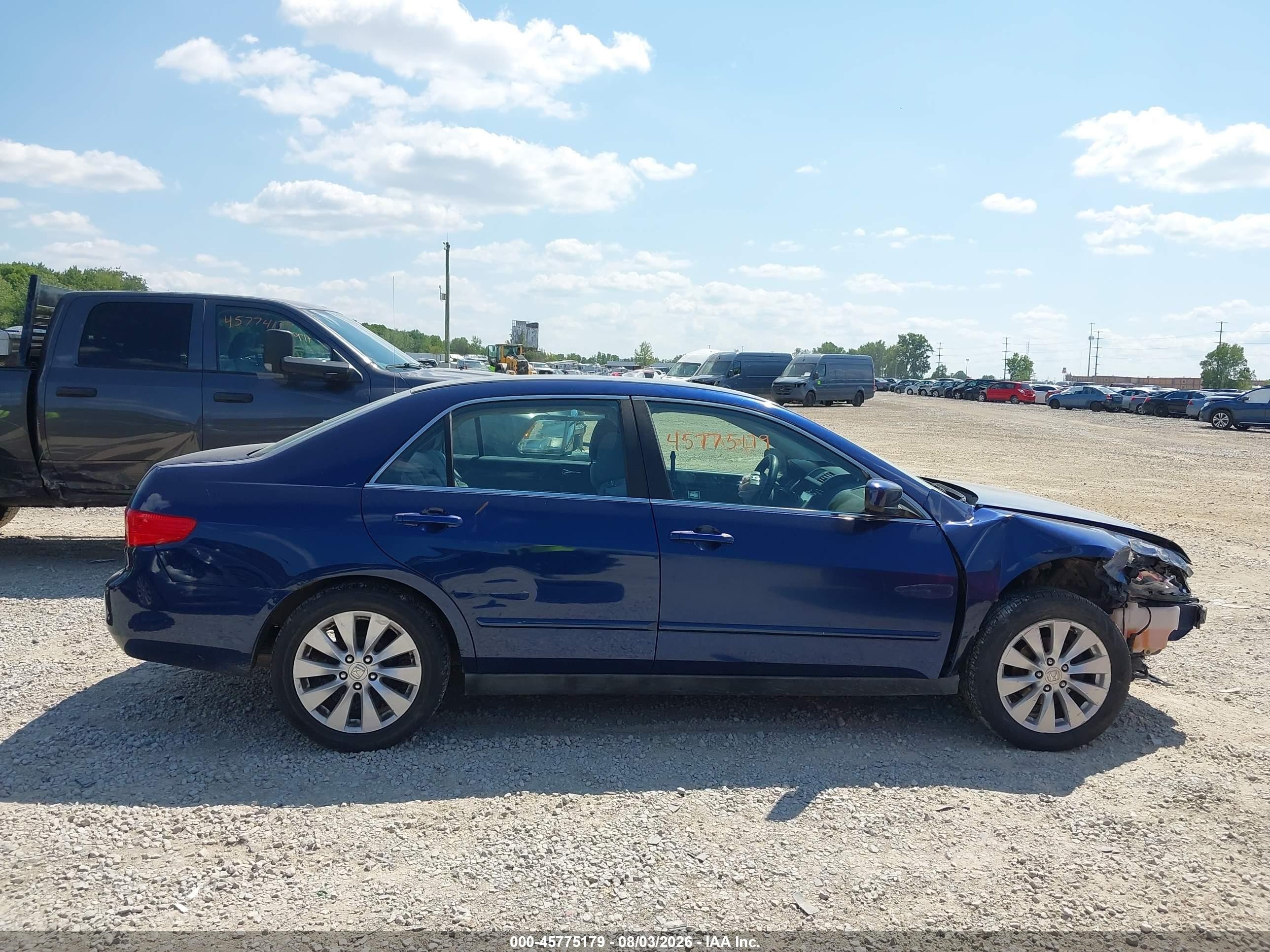 2005 Honda Accord 2.4 Lx Синий vin: 1HGCM56455A014326
