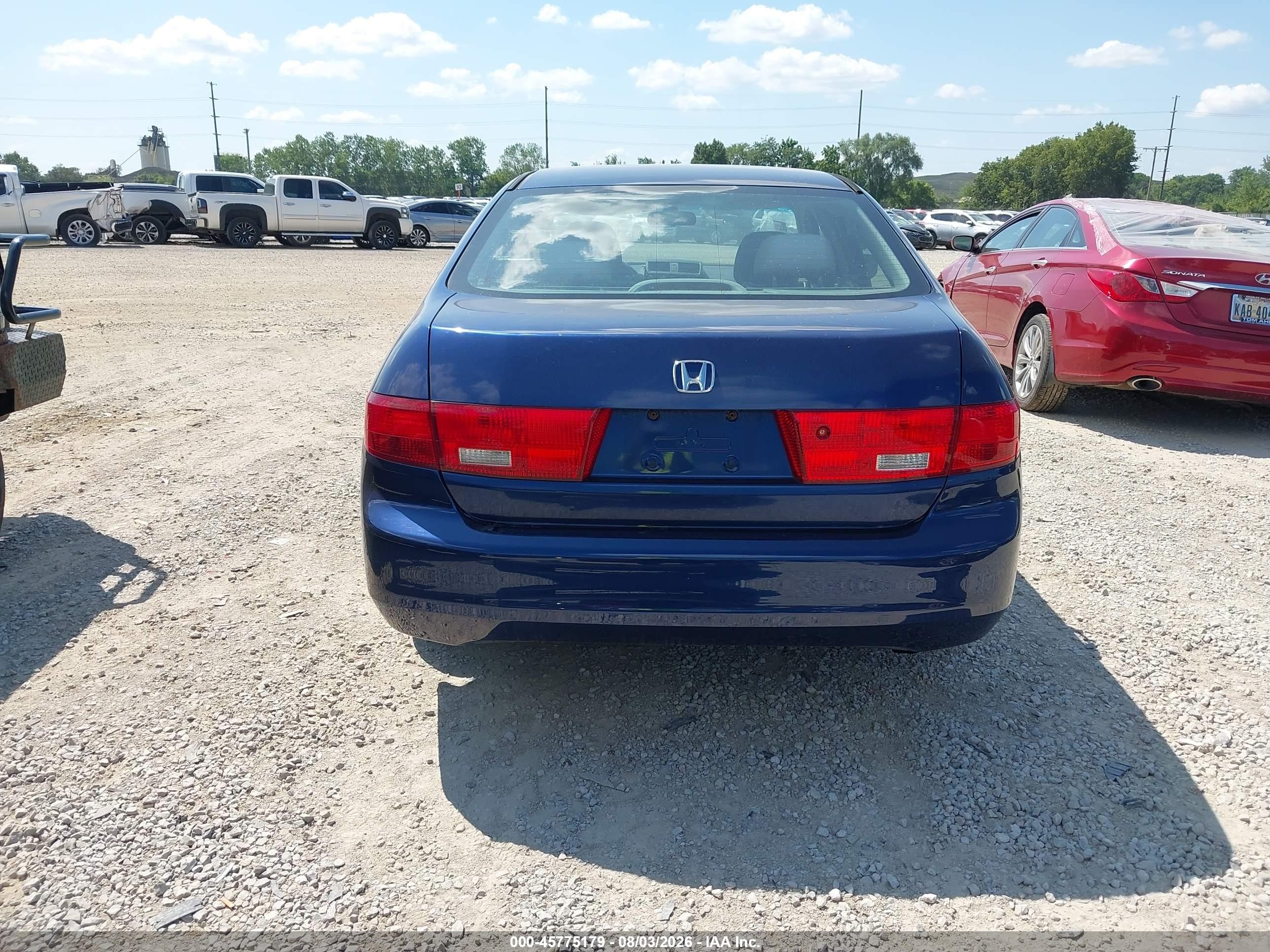 2005 Honda Accord 2.4 Lx Синий vin: 1HGCM56455A014326