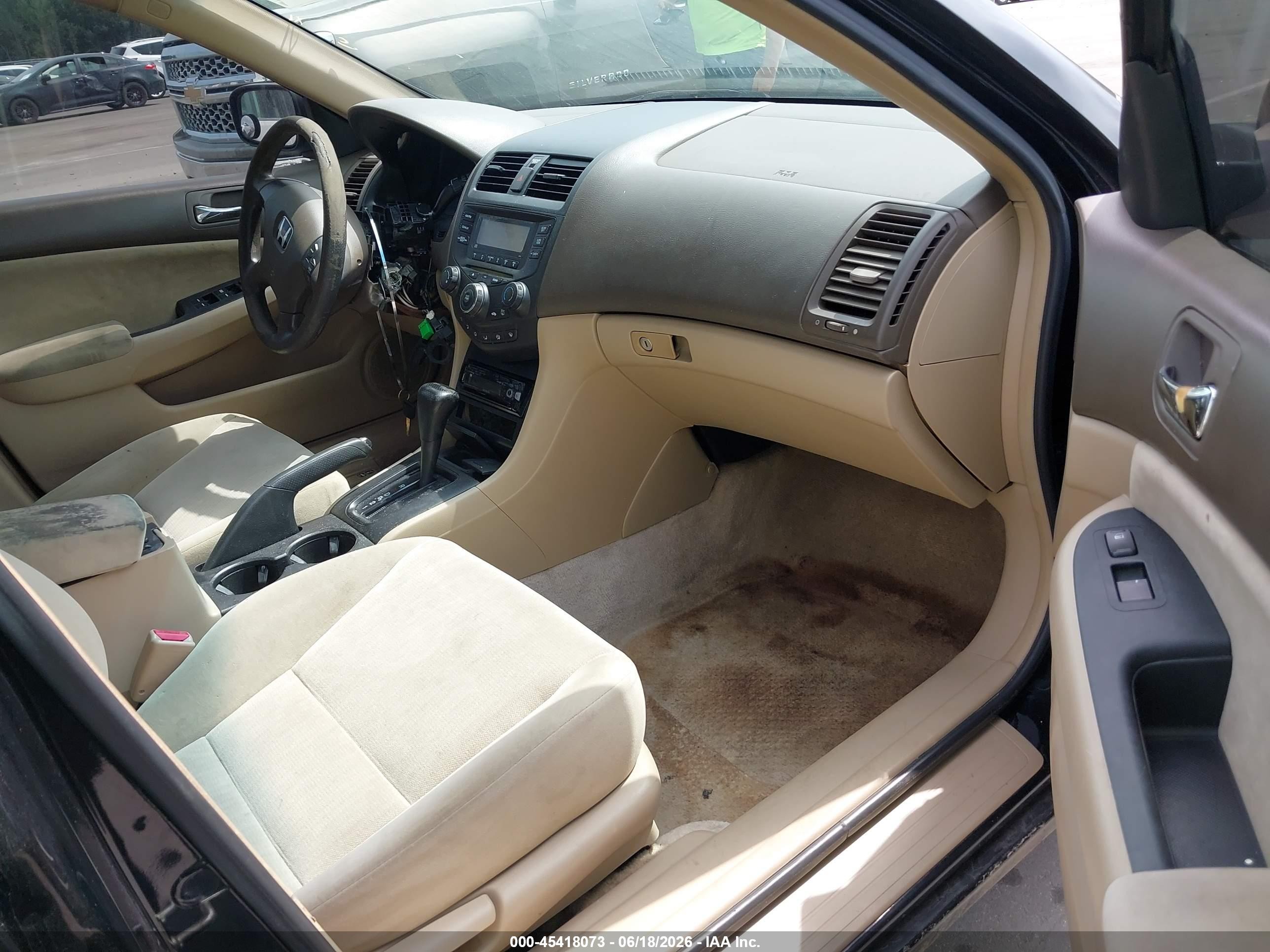 2005 Honda Accord 2.4 Lx Black vin: 1HGCM56455A030686
