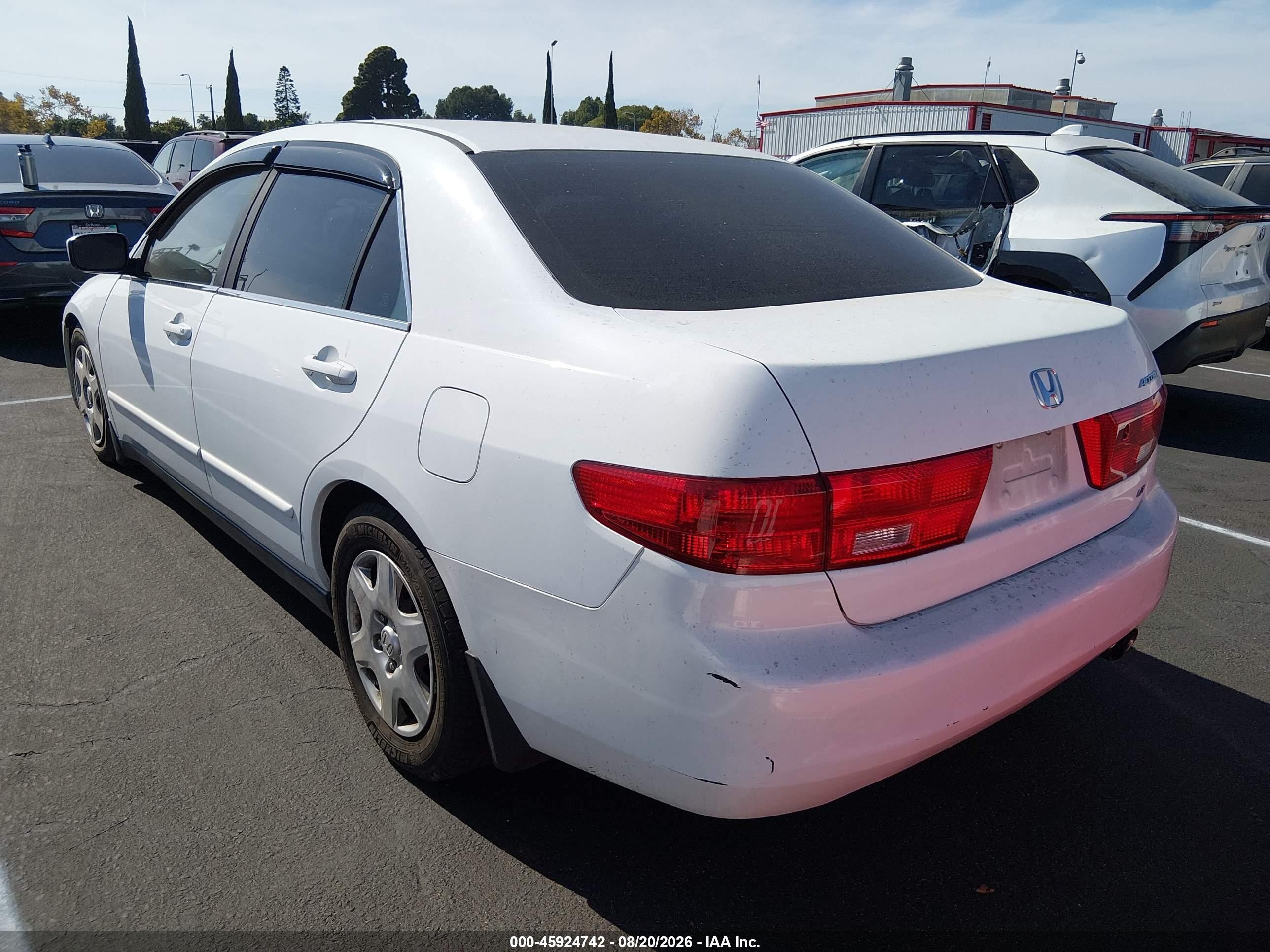 2005 Honda Accord 2.4 Lx White vin: 1HGCM56455A032924