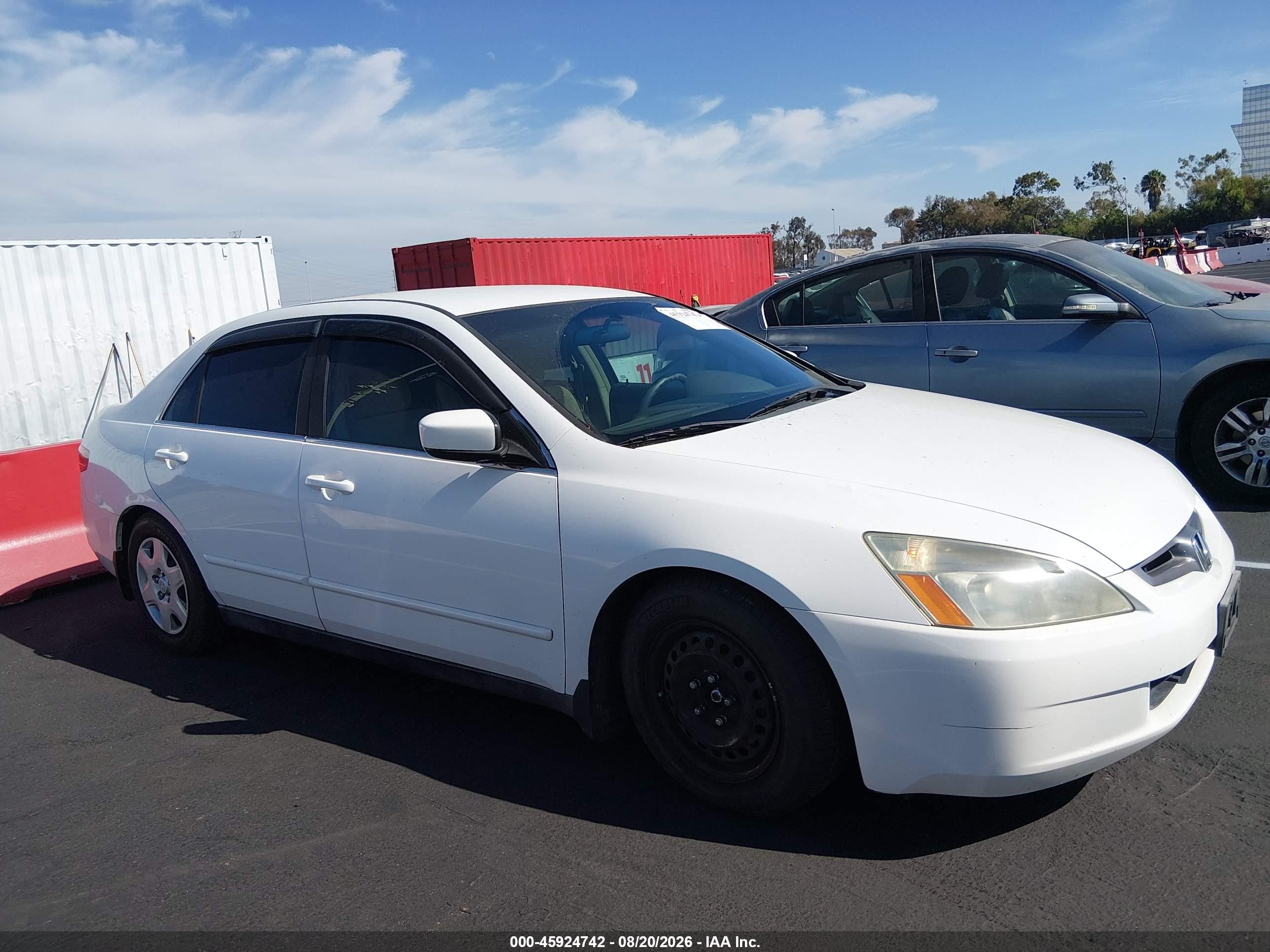 2005 Honda Accord 2.4 Lx White vin: 1HGCM56455A032924