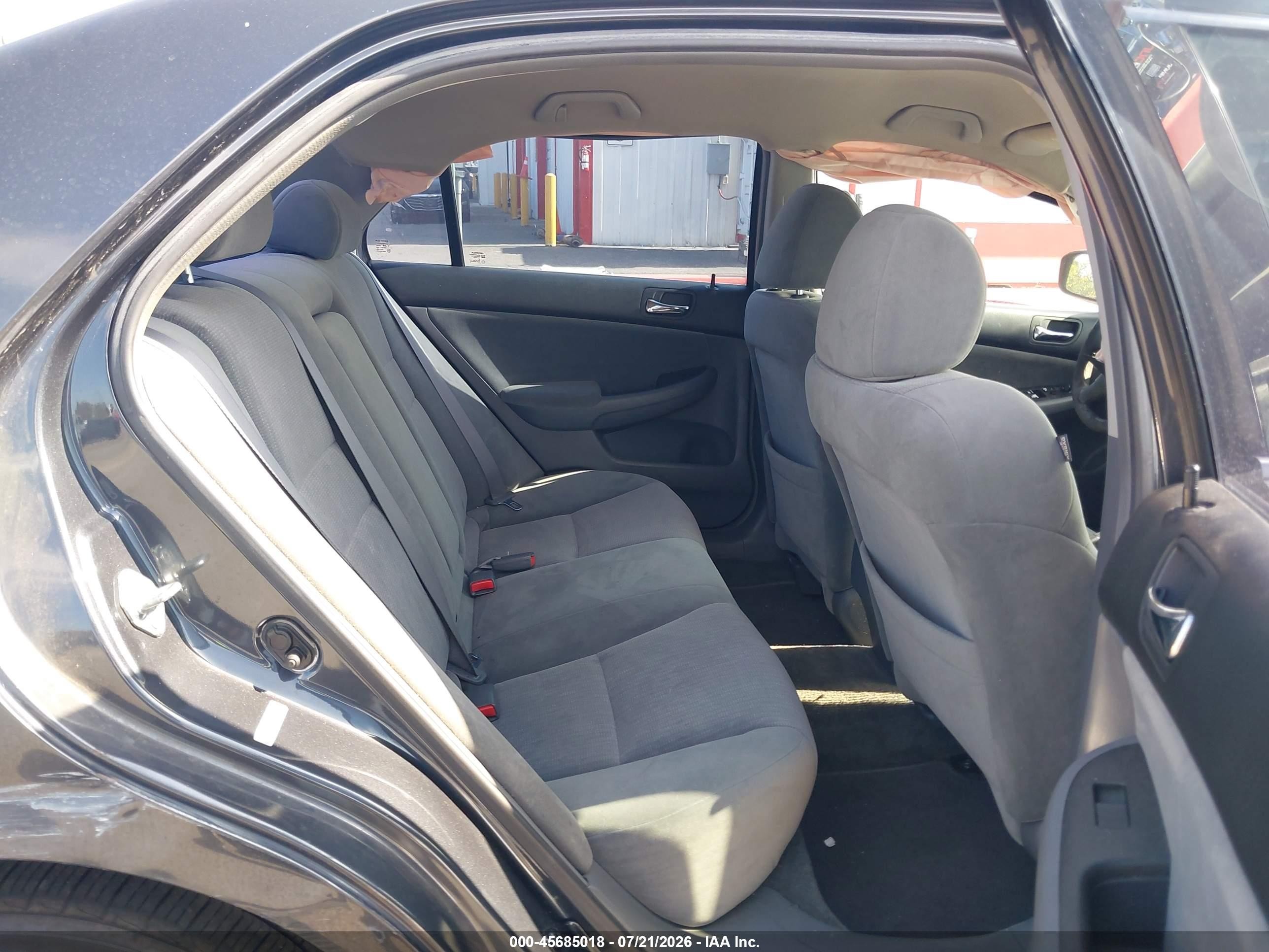 2005 Honda Accord 2.4 Lx Gray vin: 1HGCM56455A036486