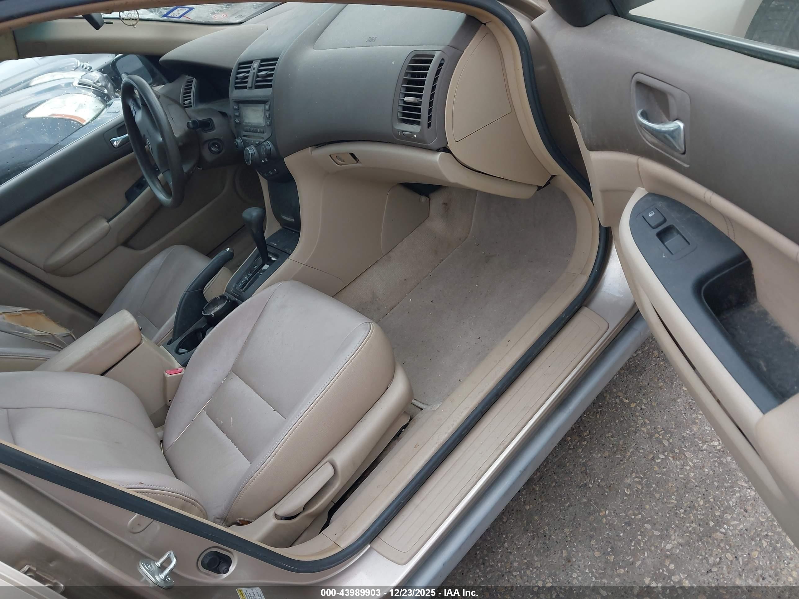 2005 Honda Accord Lx Gold vin: 1HGCM56455A078916
