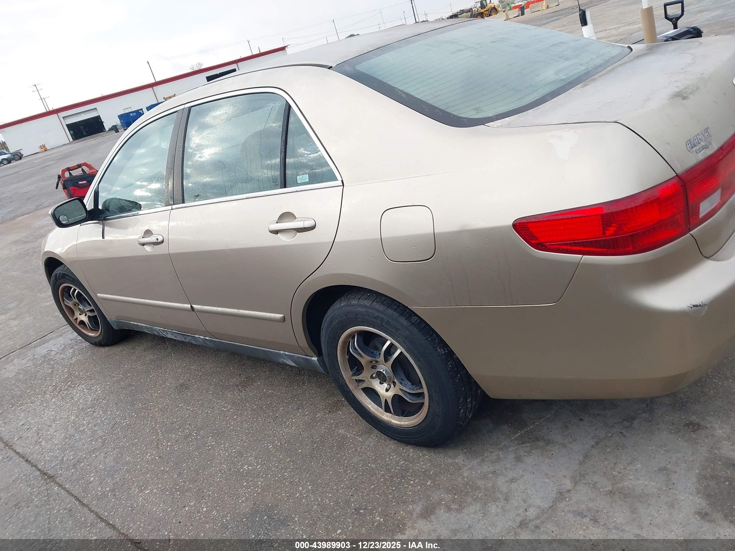 2005 Honda Accord Lx Gold vin: 1HGCM56455A078916