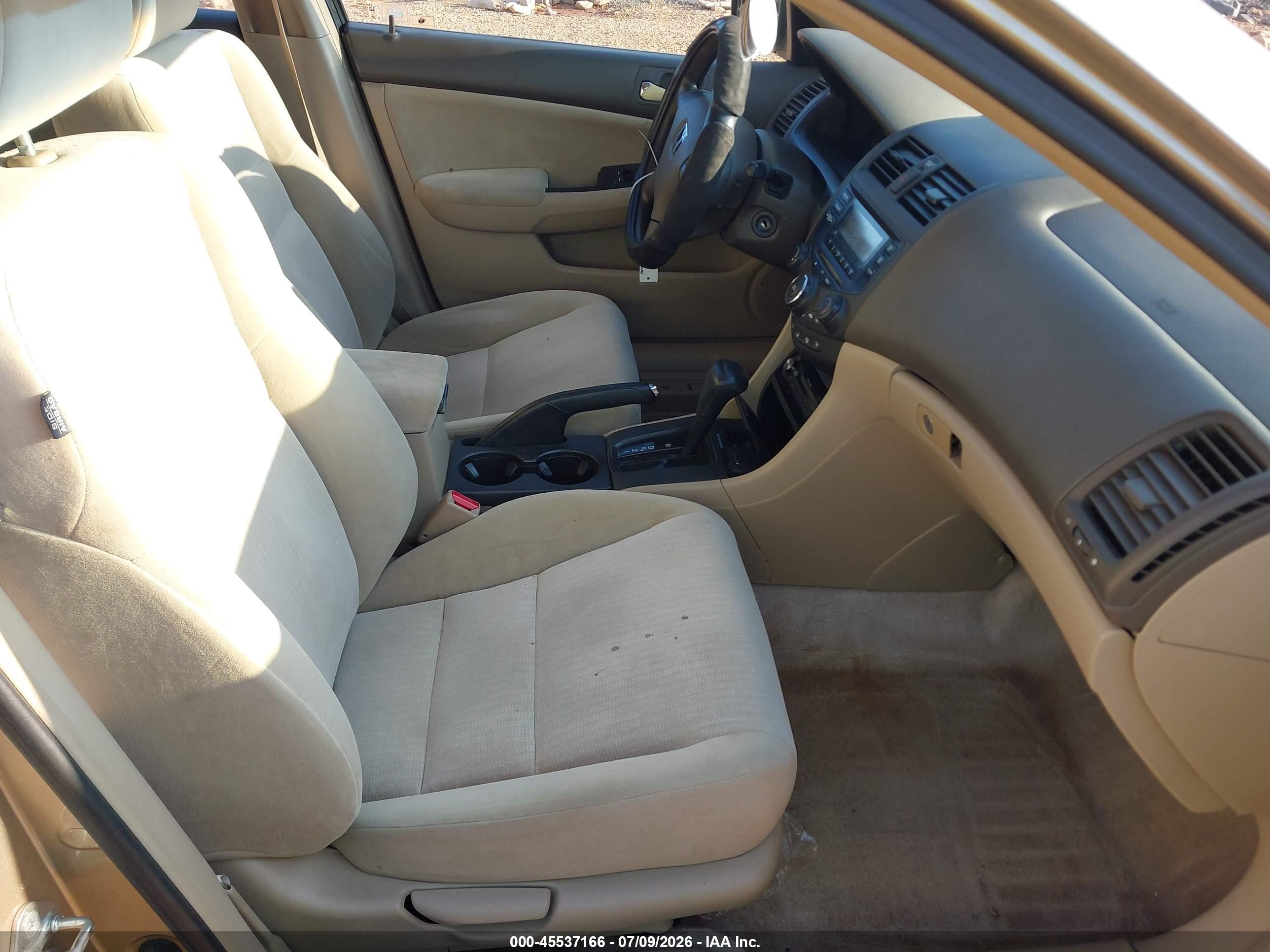 2005 Honda Accord 2.4 Lx Beige vin: 1HGCM56455A108125