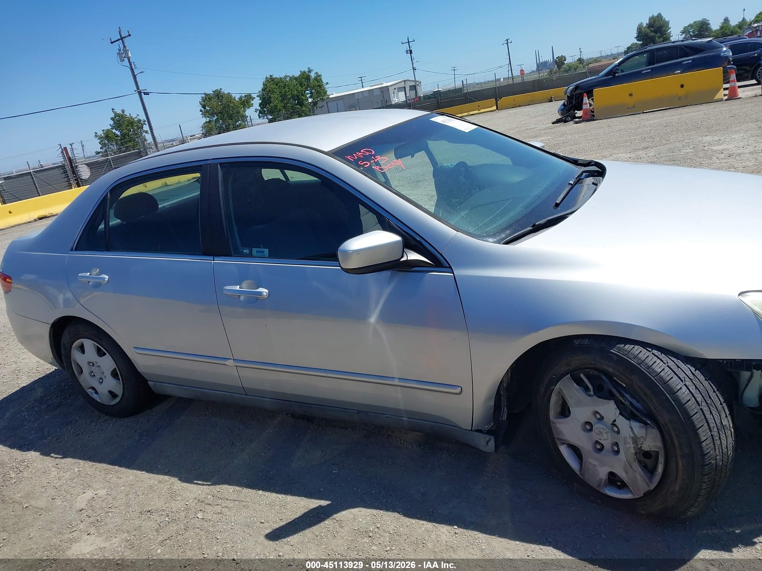 2005 Honda Accord 2.4 Lx Silver vin: 1HGCM56455A165697