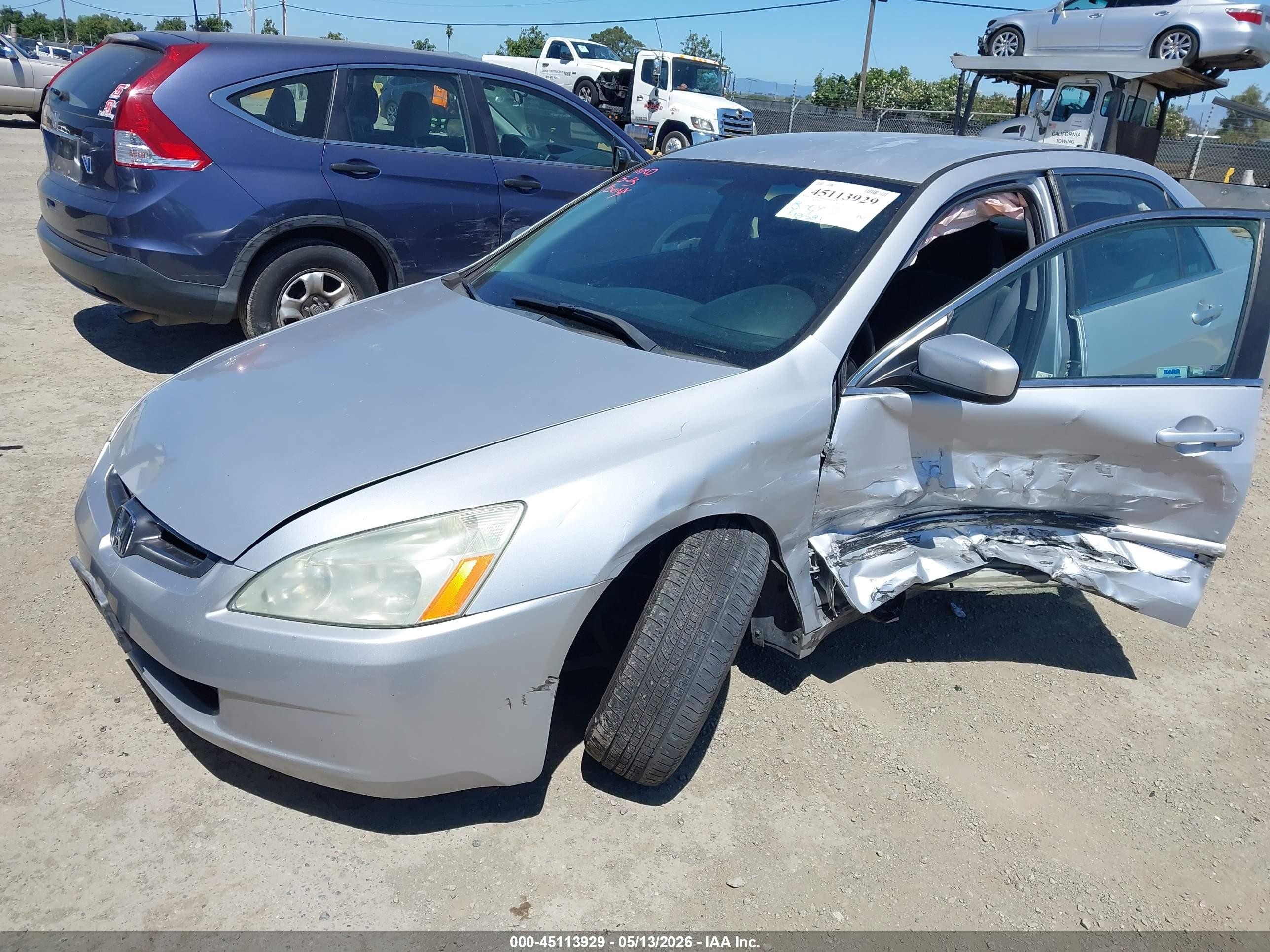2005 Honda Accord 2.4 Lx Silver vin: 1HGCM56455A165697