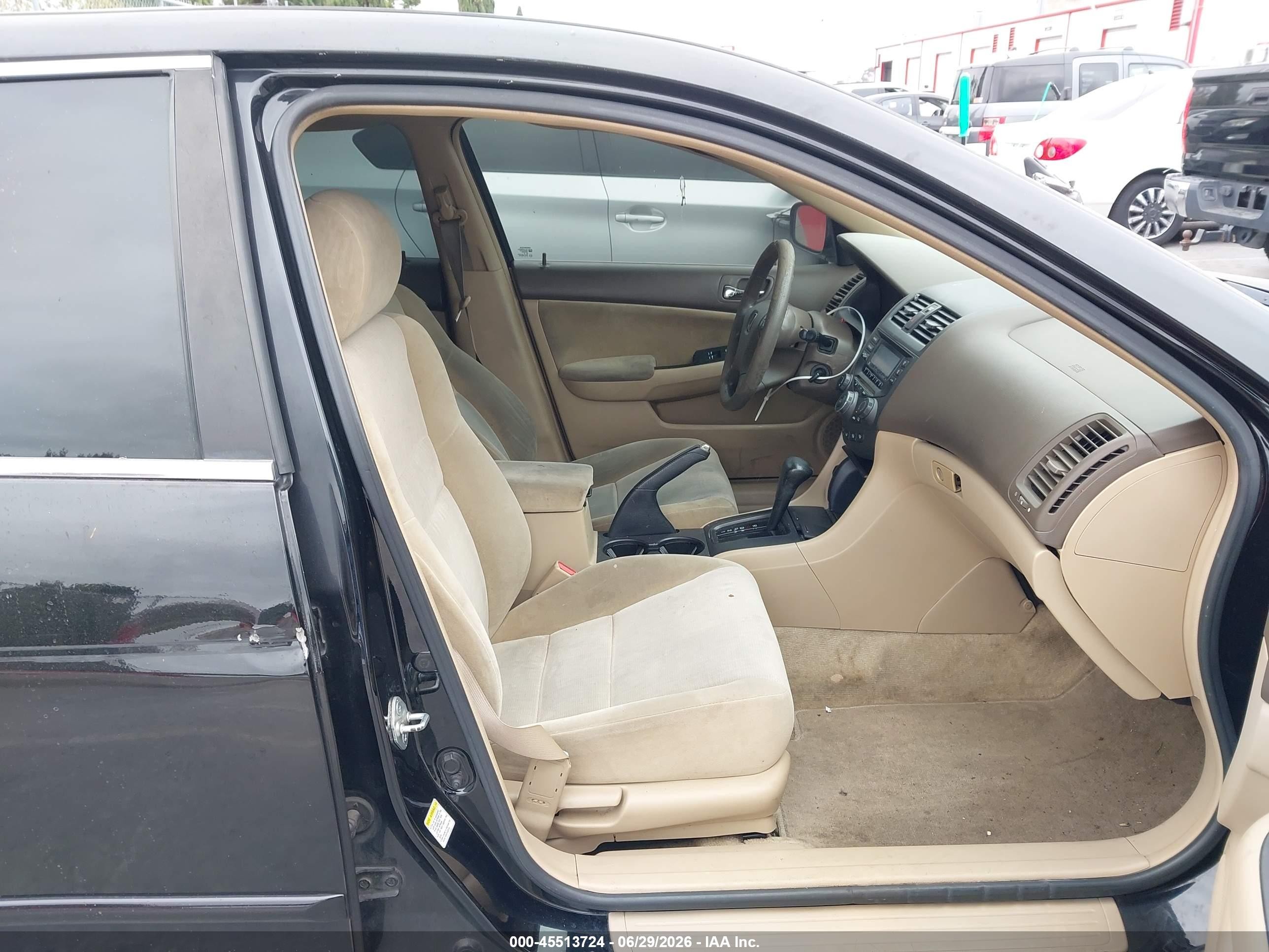 2005 Honda Accord 2.4 Lx Black vin: 1HGCM56455A181589