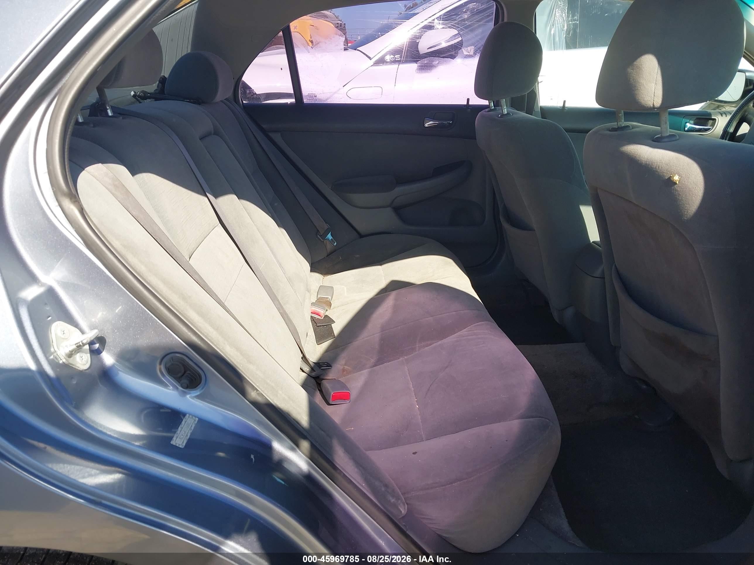 2007 Honda Accord 2.4 Lx Серебряный vin: 1HGCM56457A001675