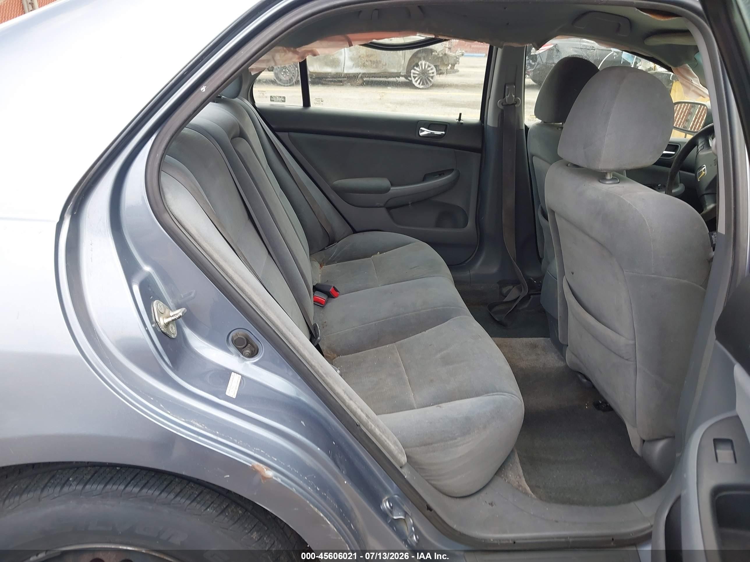 2007 Honda Accord 2.4 Lx Серый vin: 1HGCM56457A088137