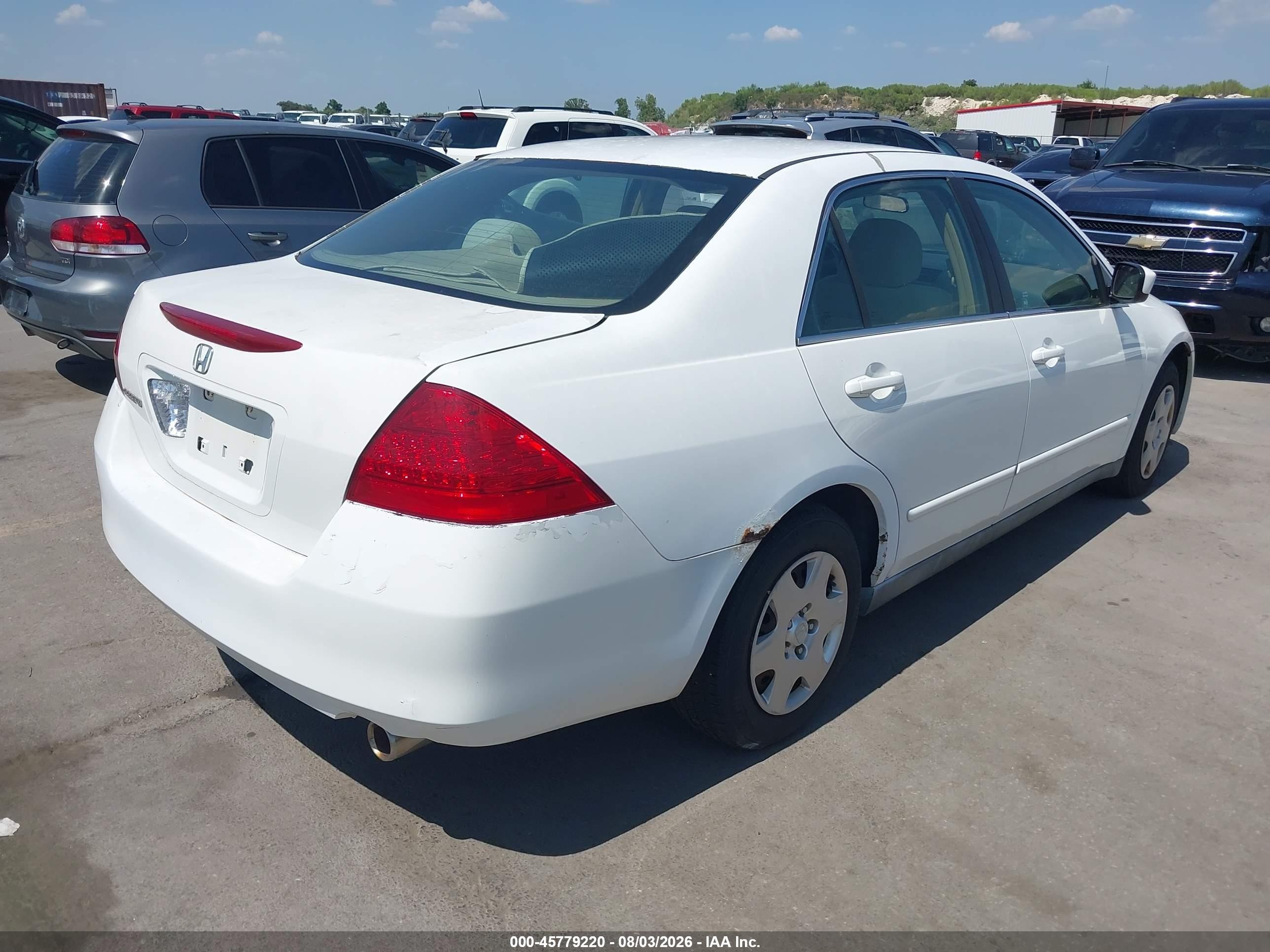 2007 Honda Accord 2.4 Lx White vin: 1HGCM56457A138289
