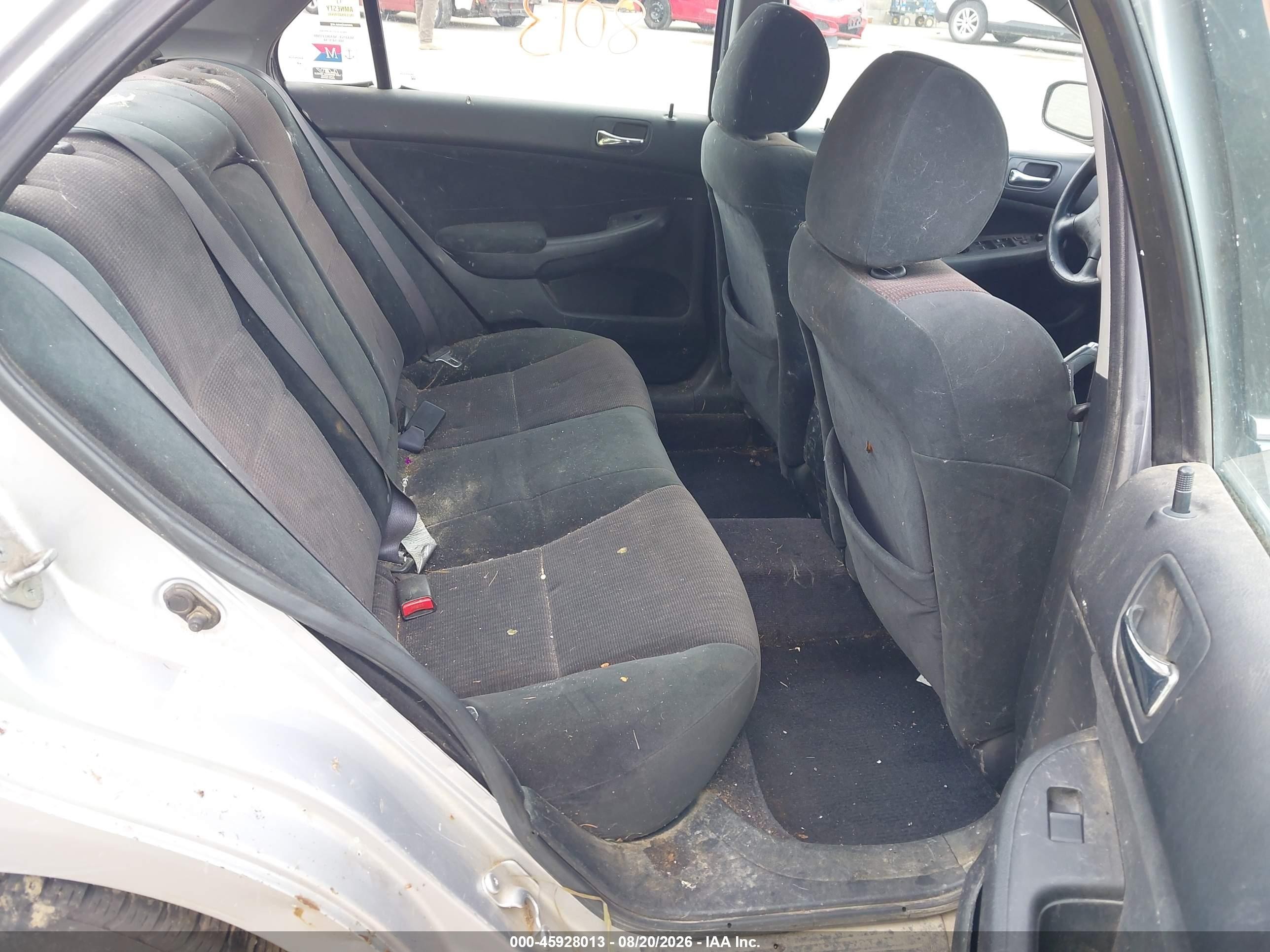 2003 Honda Accord Lx Silver vin: 1HGCM56463A108664
