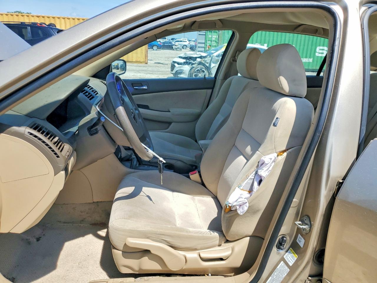 2003 Honda Accord Lx Gold vin: 1HGCM56463A124220