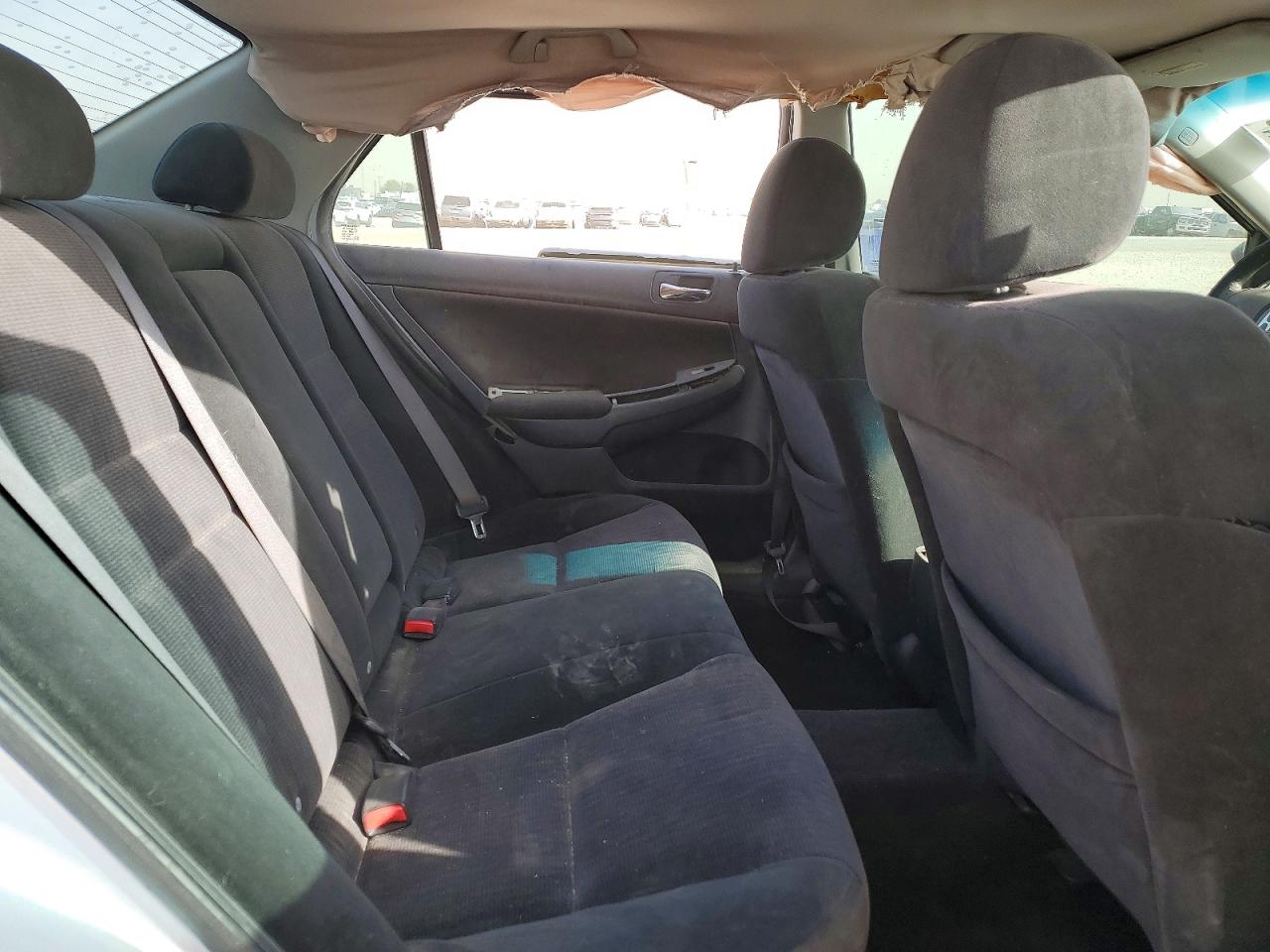 2005 Honda Accord Lx Silver vin: 1HGCM56465A139948