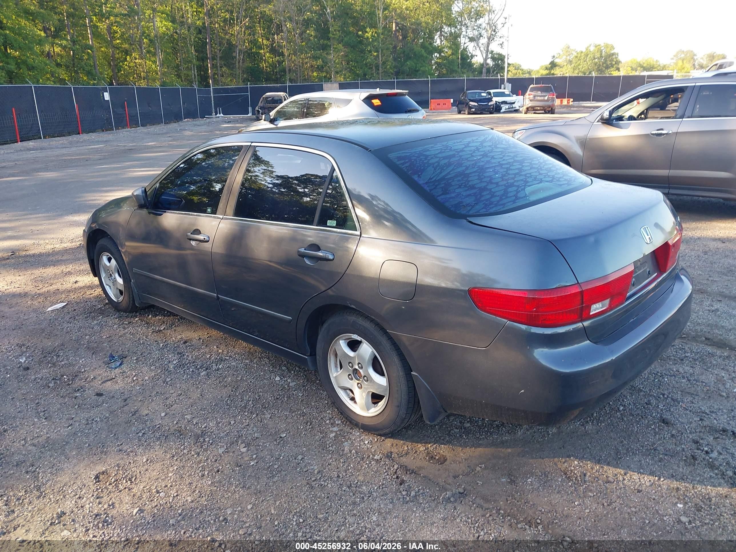 2005 Honda Accord 2.4 Lx Серый vin: 1HGCM56465A156555