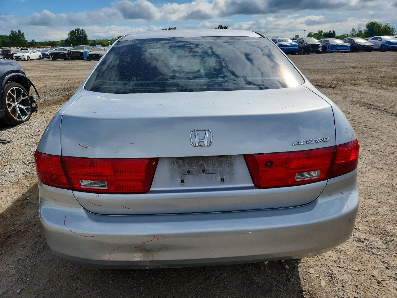 2005 Honda Accord Lx Серебряный vin: 1HGCM56465A807652