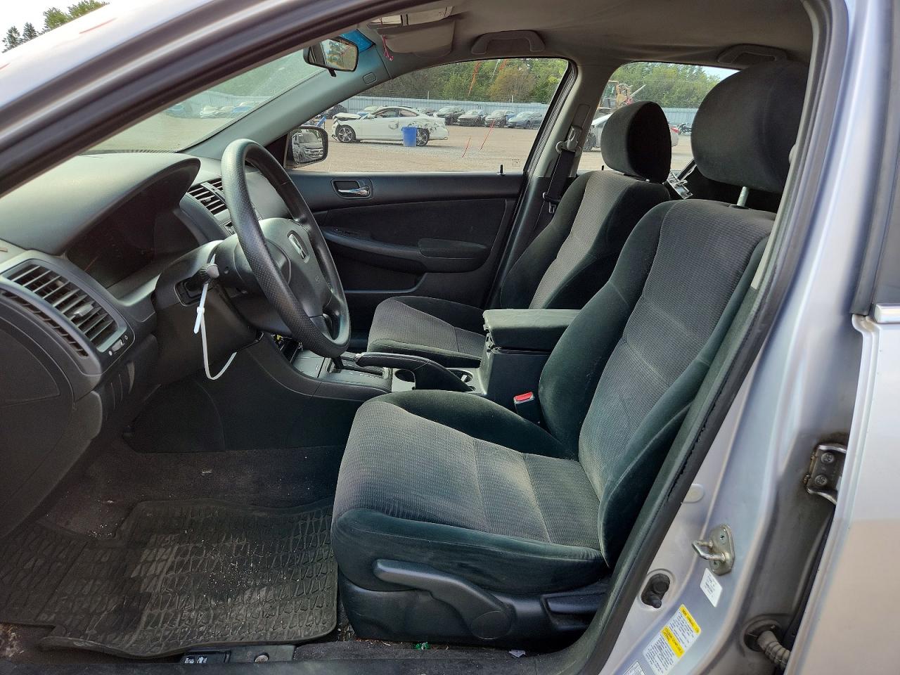 2005 Honda Accord Lx Серебряный vin: 1HGCM56465A807652