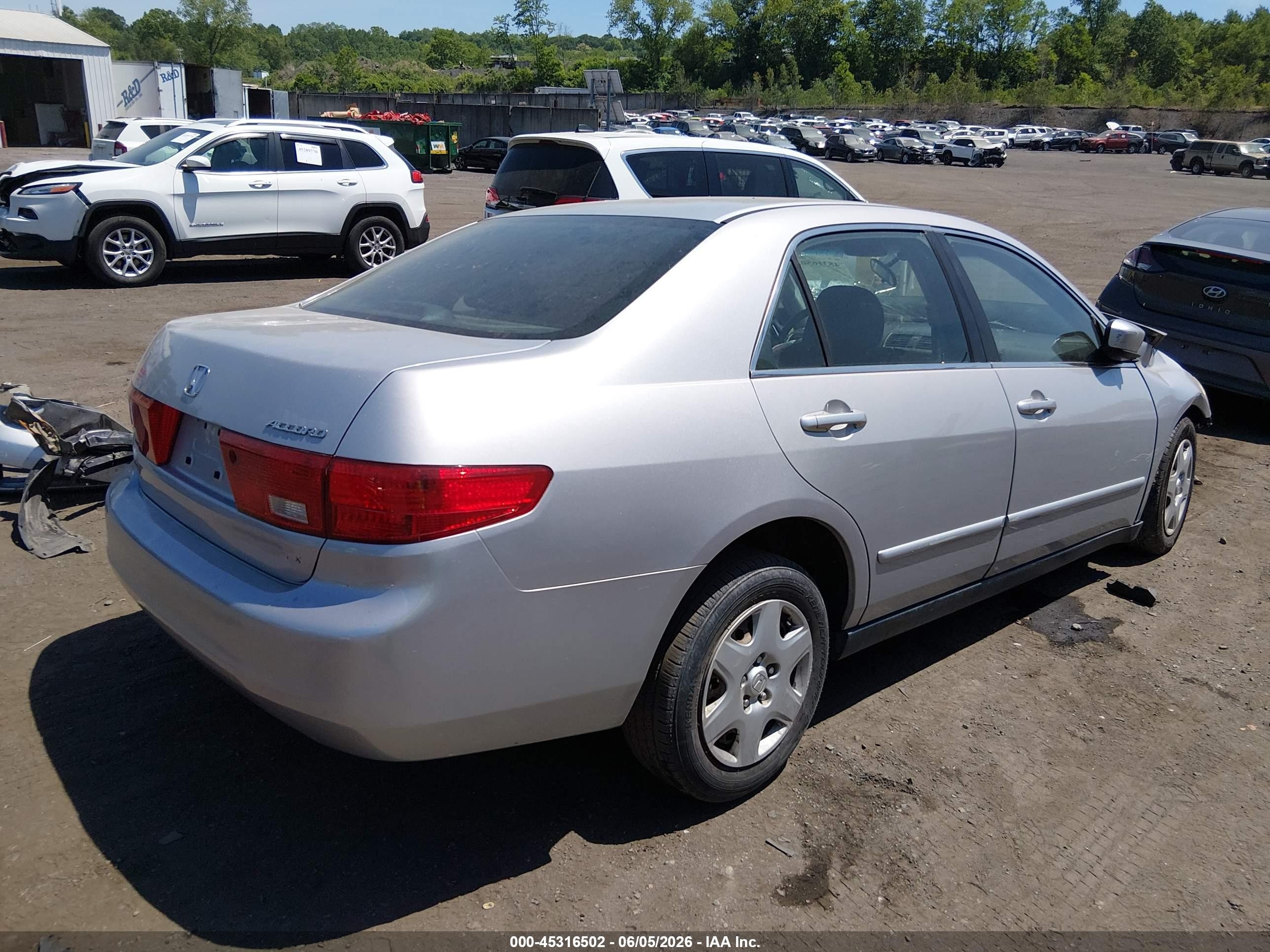2005 Honda Accord 2.4 Lx Silver vin: 1HGCM56465L002867