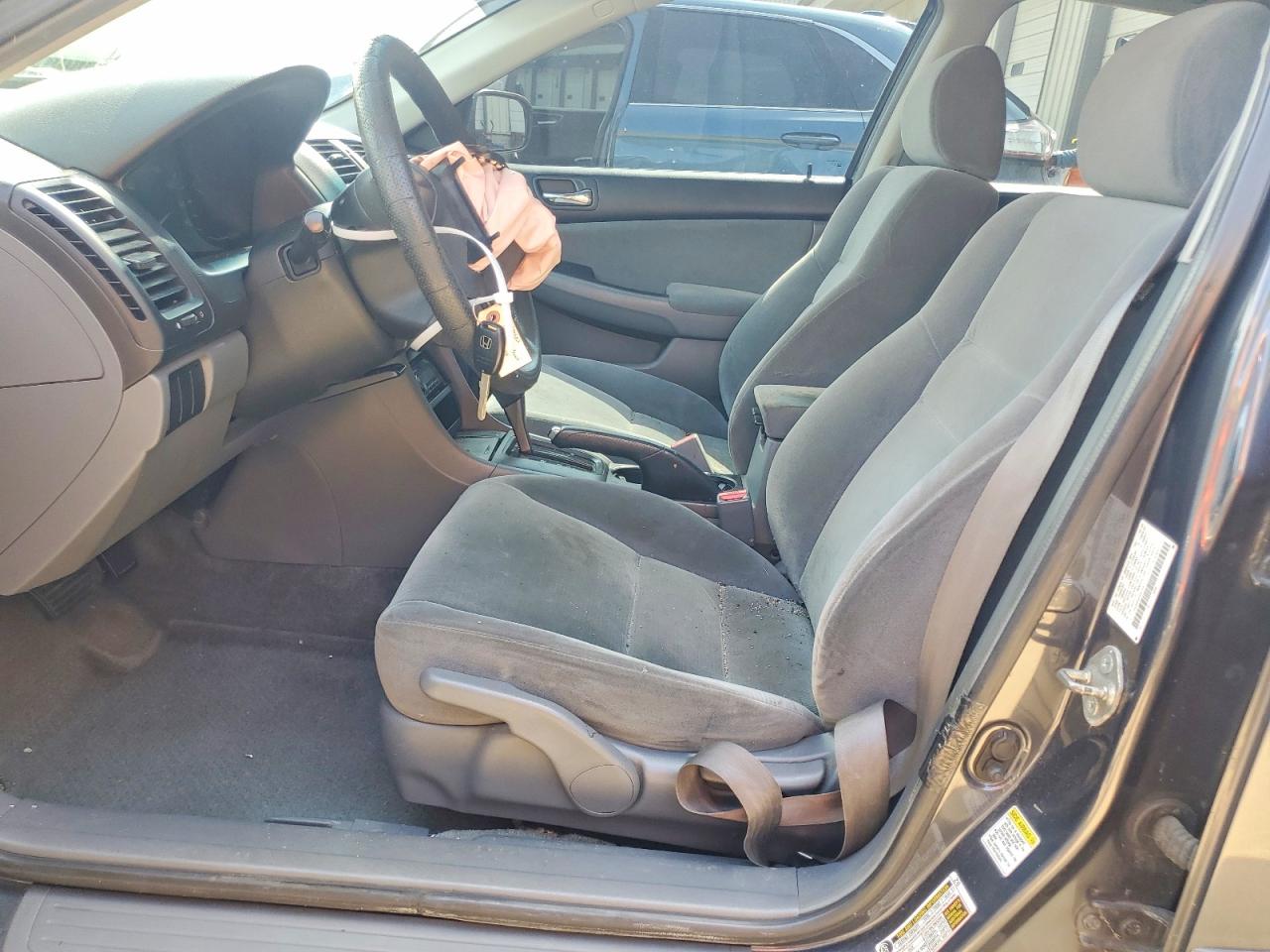 2006 Honda Accord Lx Gray vin: 1HGCM56466A155777
