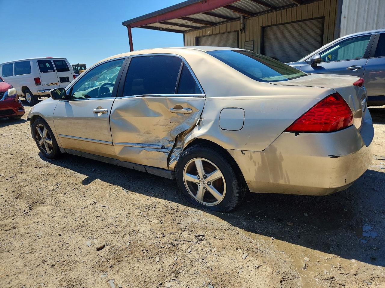 2007 Honda Accord Lx Gold vin: 1HGCM56467A016167