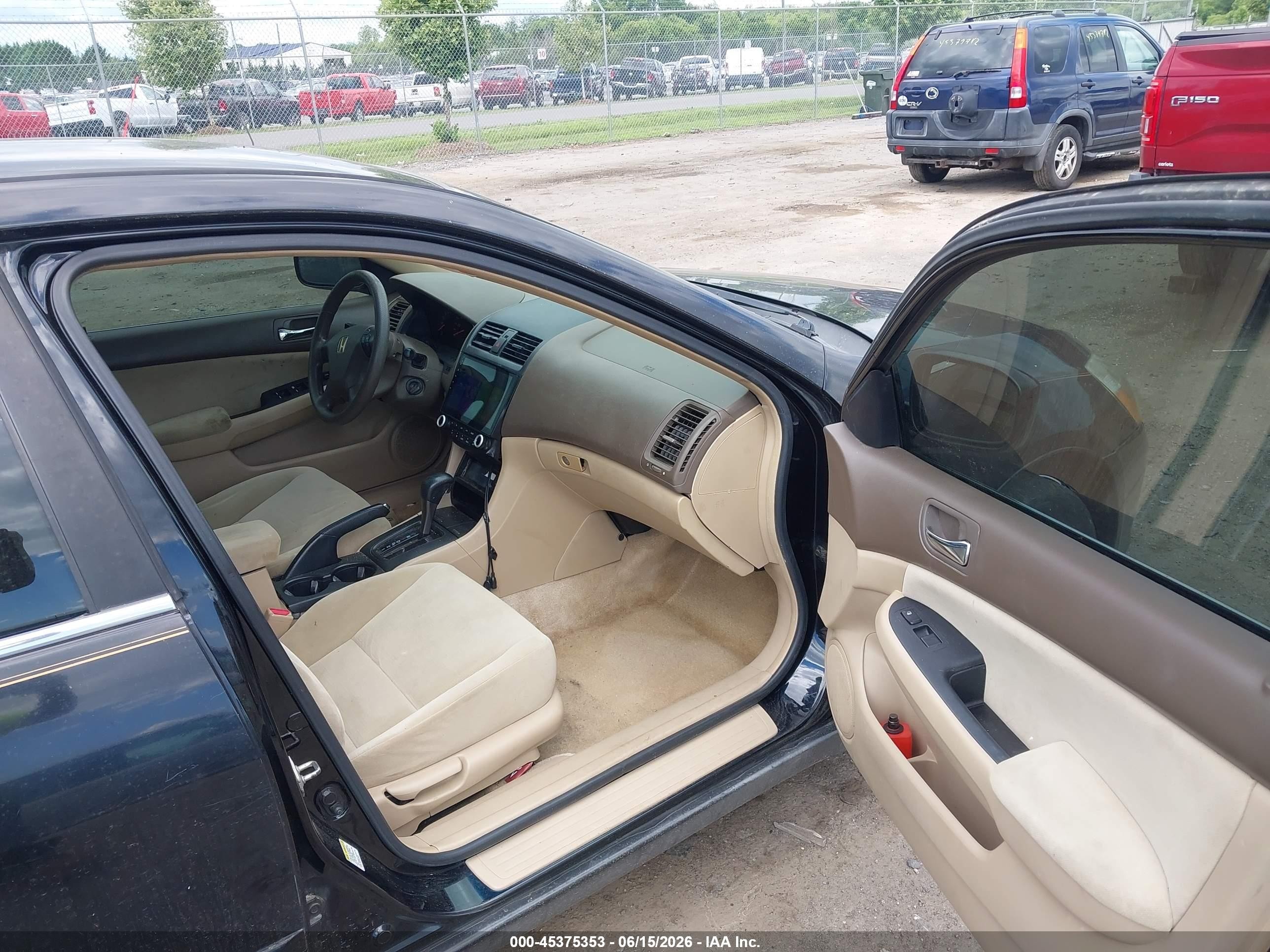 2007 Honda Accord 2.4 Lx Черный vin: 1HGCM56467A065210