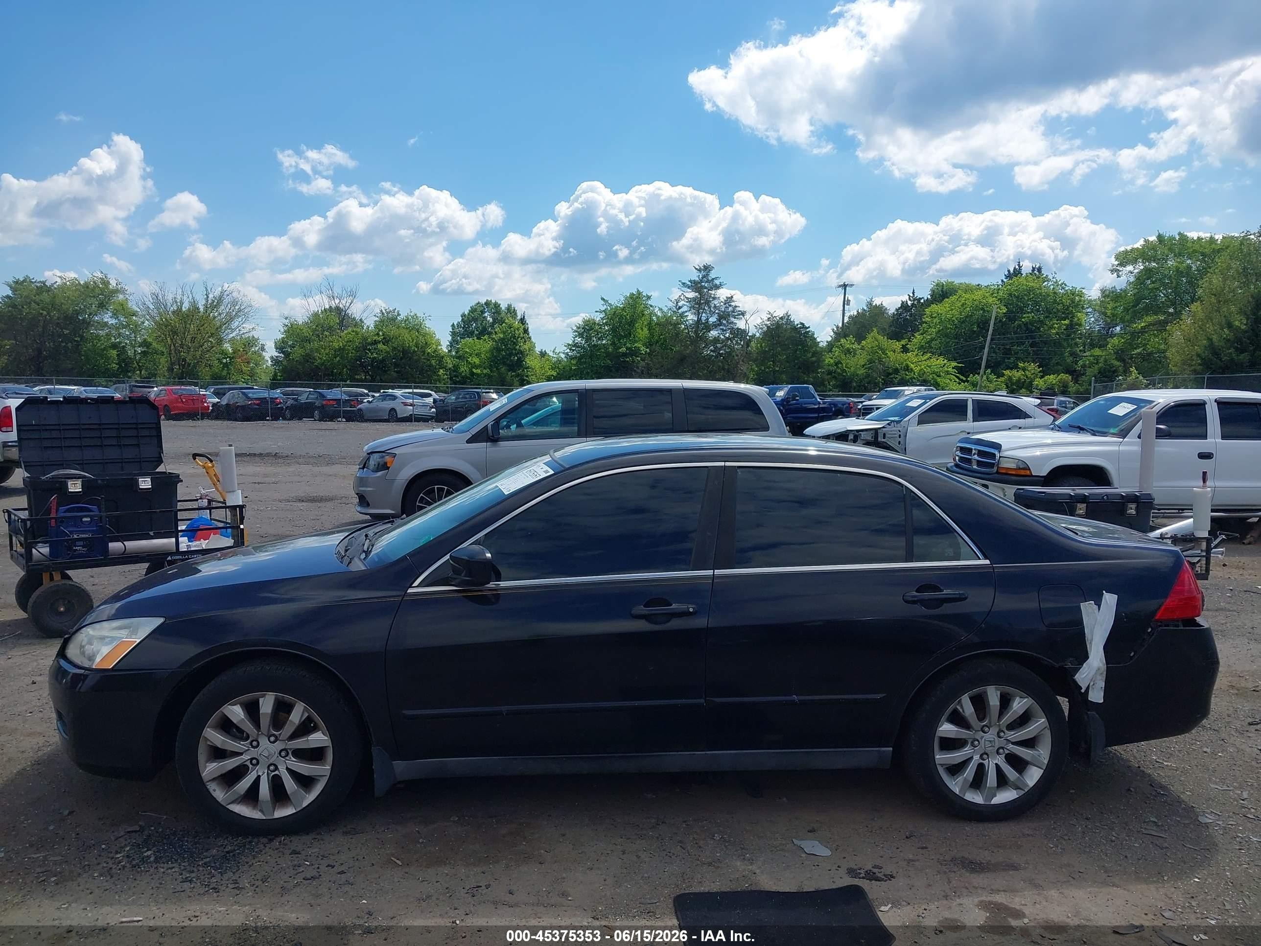 2007 Honda Accord 2.4 Lx Черный vin: 1HGCM56467A065210