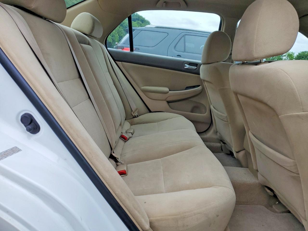 2007 Honda Accord Lx White vin: 1HGCM56467A194970