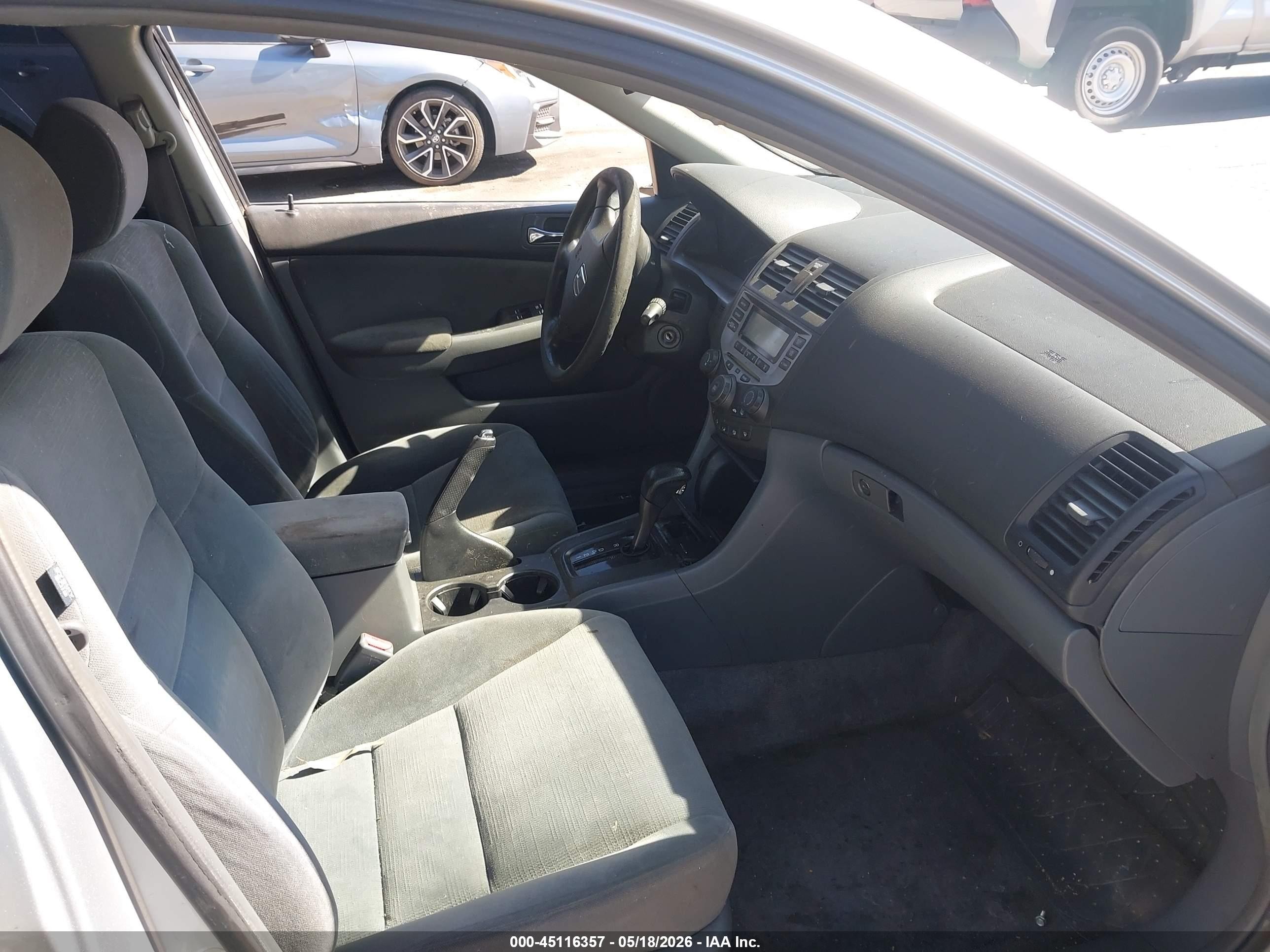 2007 Honda Accord 2.4 Lx Silver vin: 1HGCM56467A216109