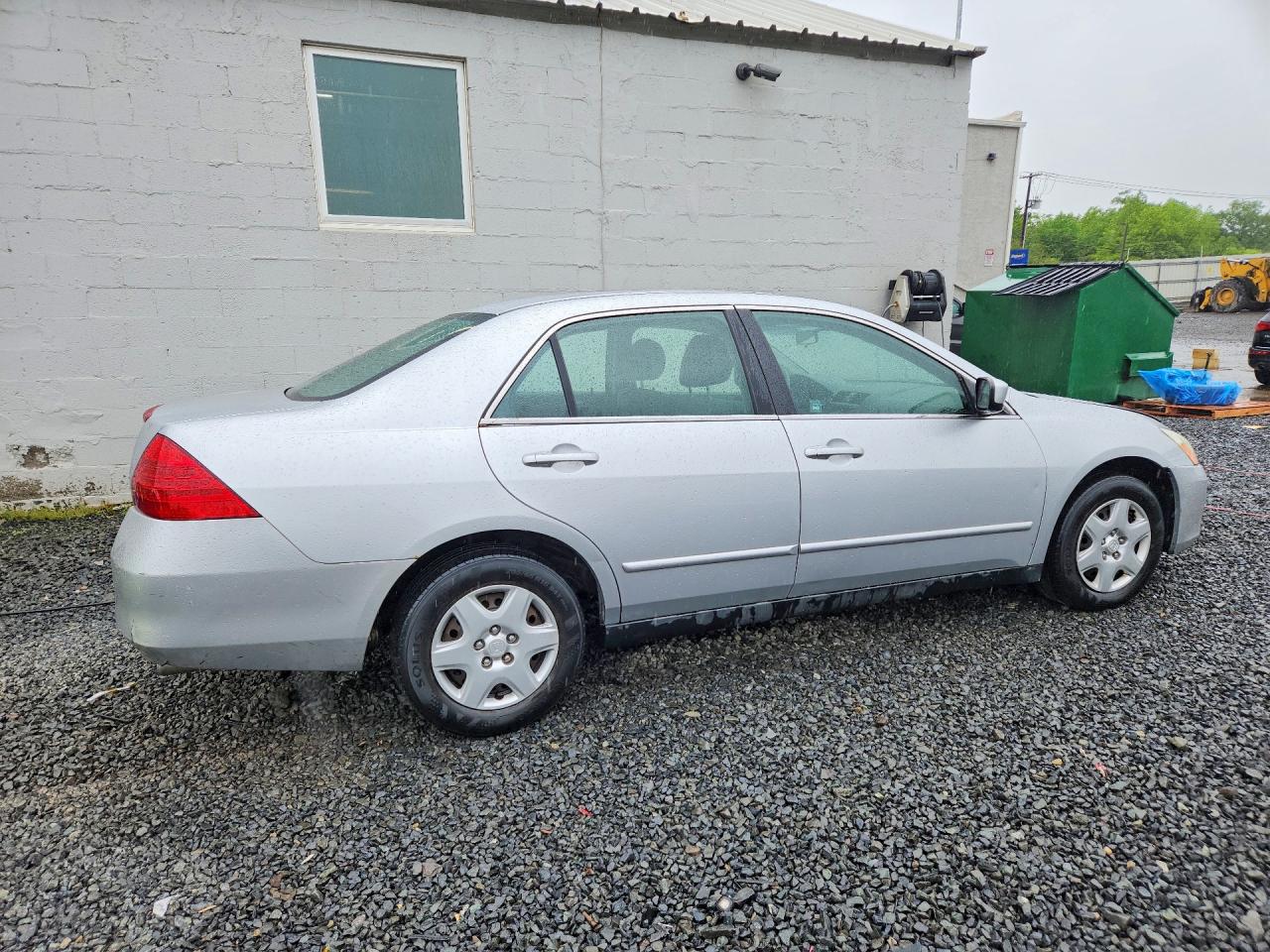 2007 Honda Accord Lx Silver vin: 1HGCM56467A219723