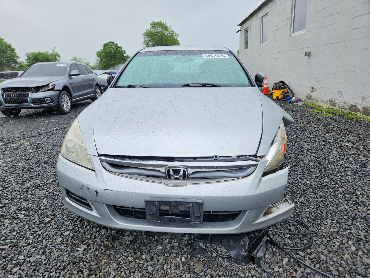 2007 Honda Accord Lx Silver vin: 1HGCM56467A219723