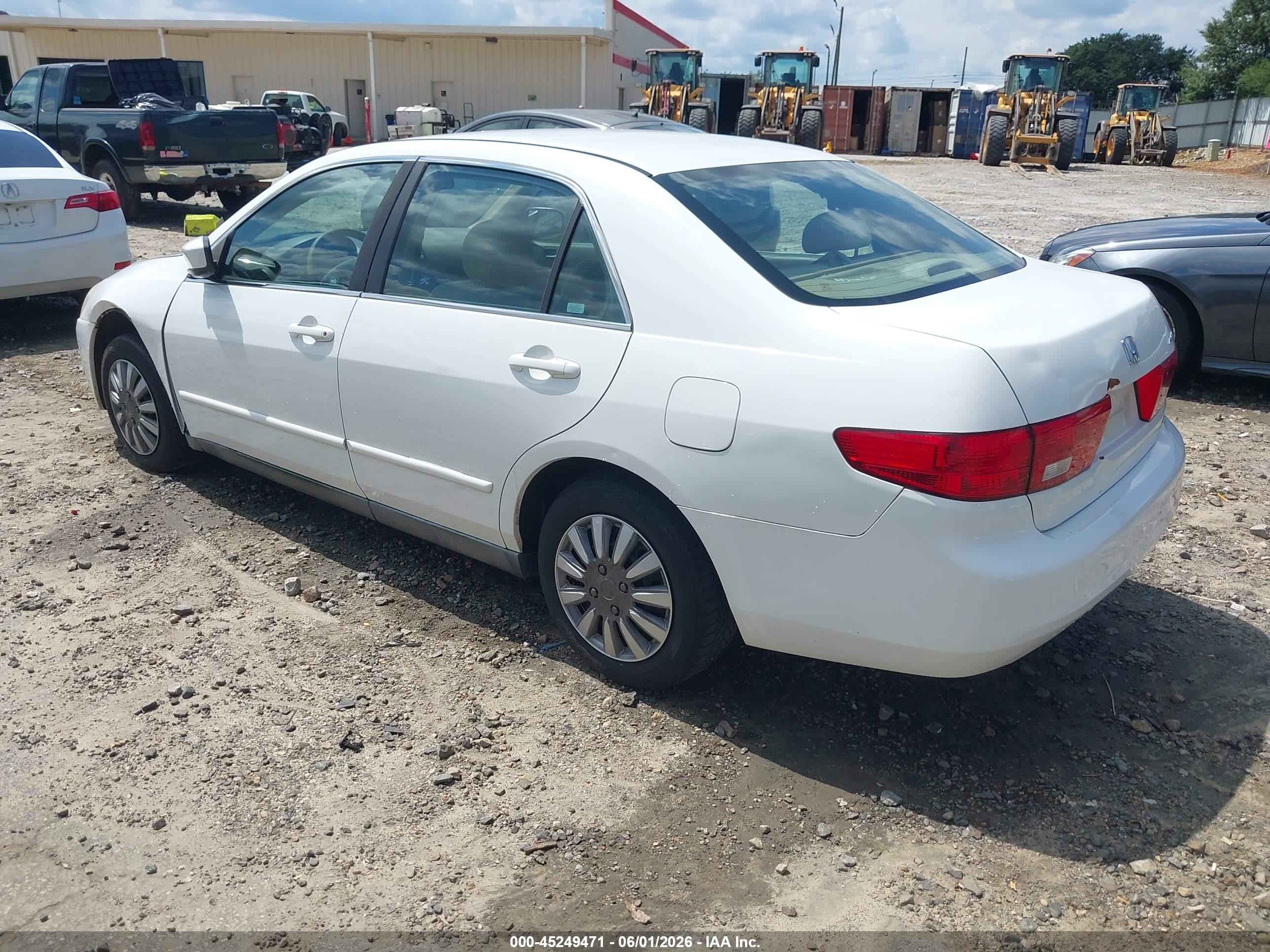 2005 Honda Accord 2.4 Lx White vin: 1HGCM56475A117070